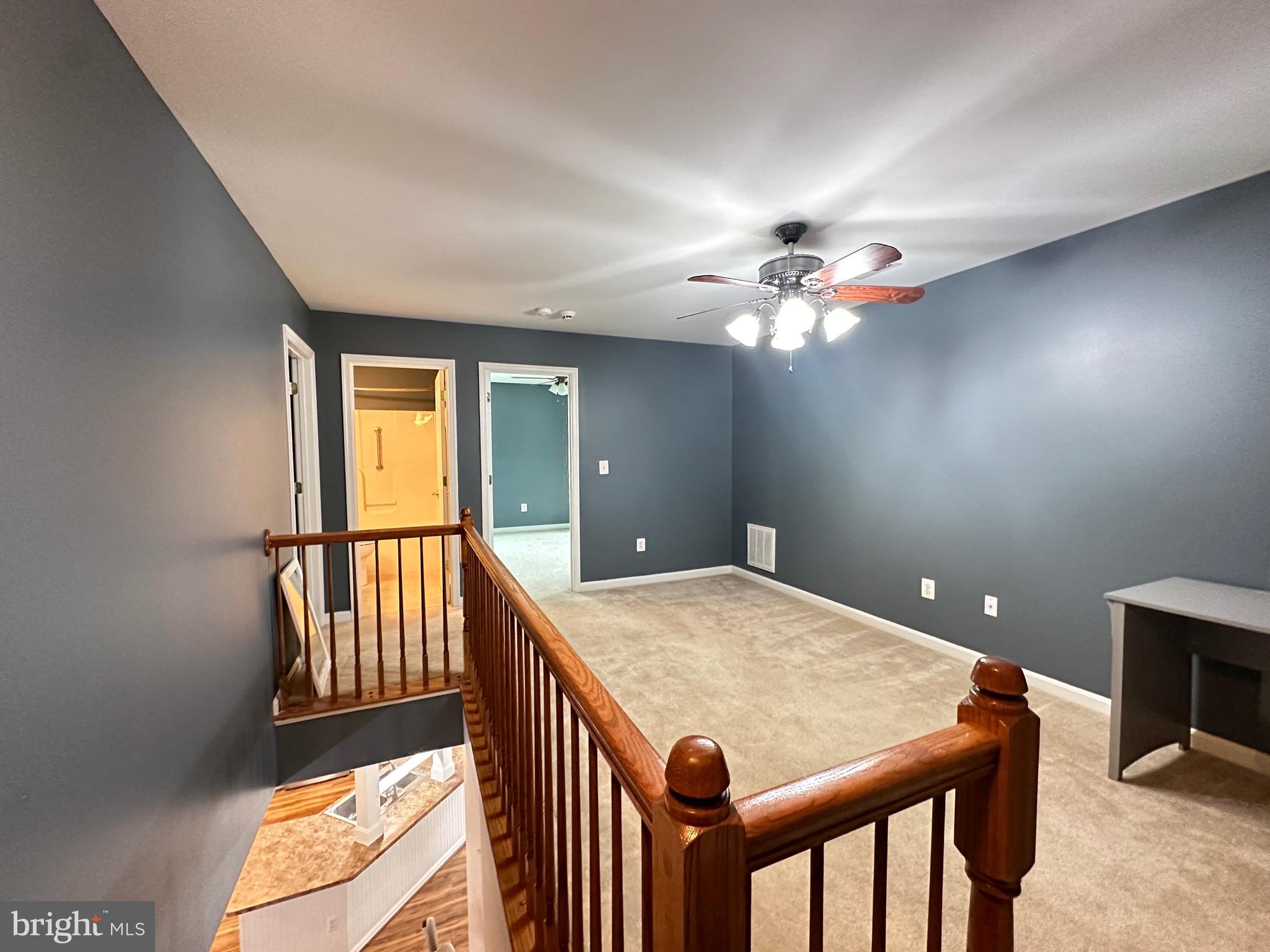 6504 FEATHER EDGE COURT