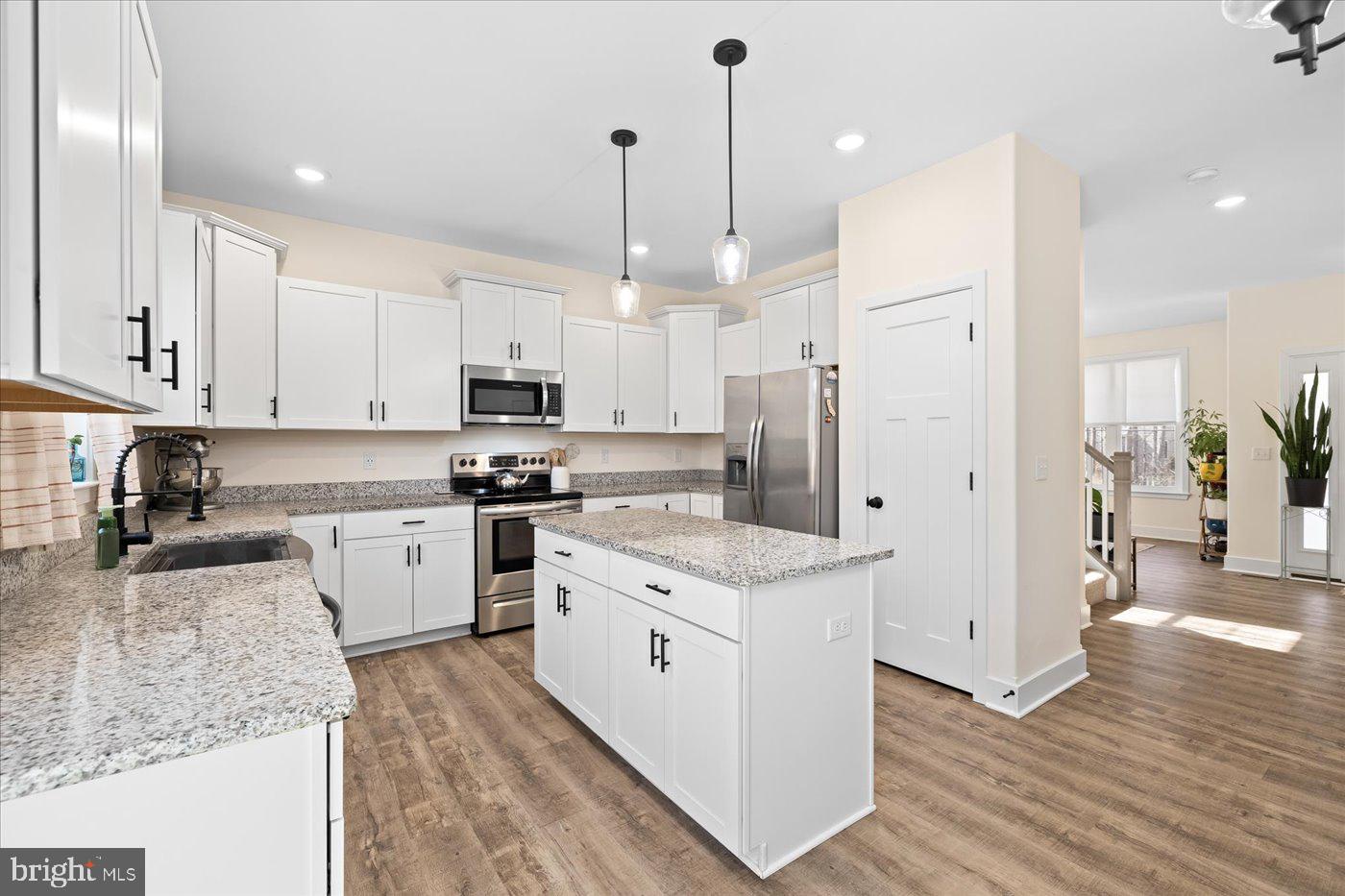 12202 PLANTATION DRIVE