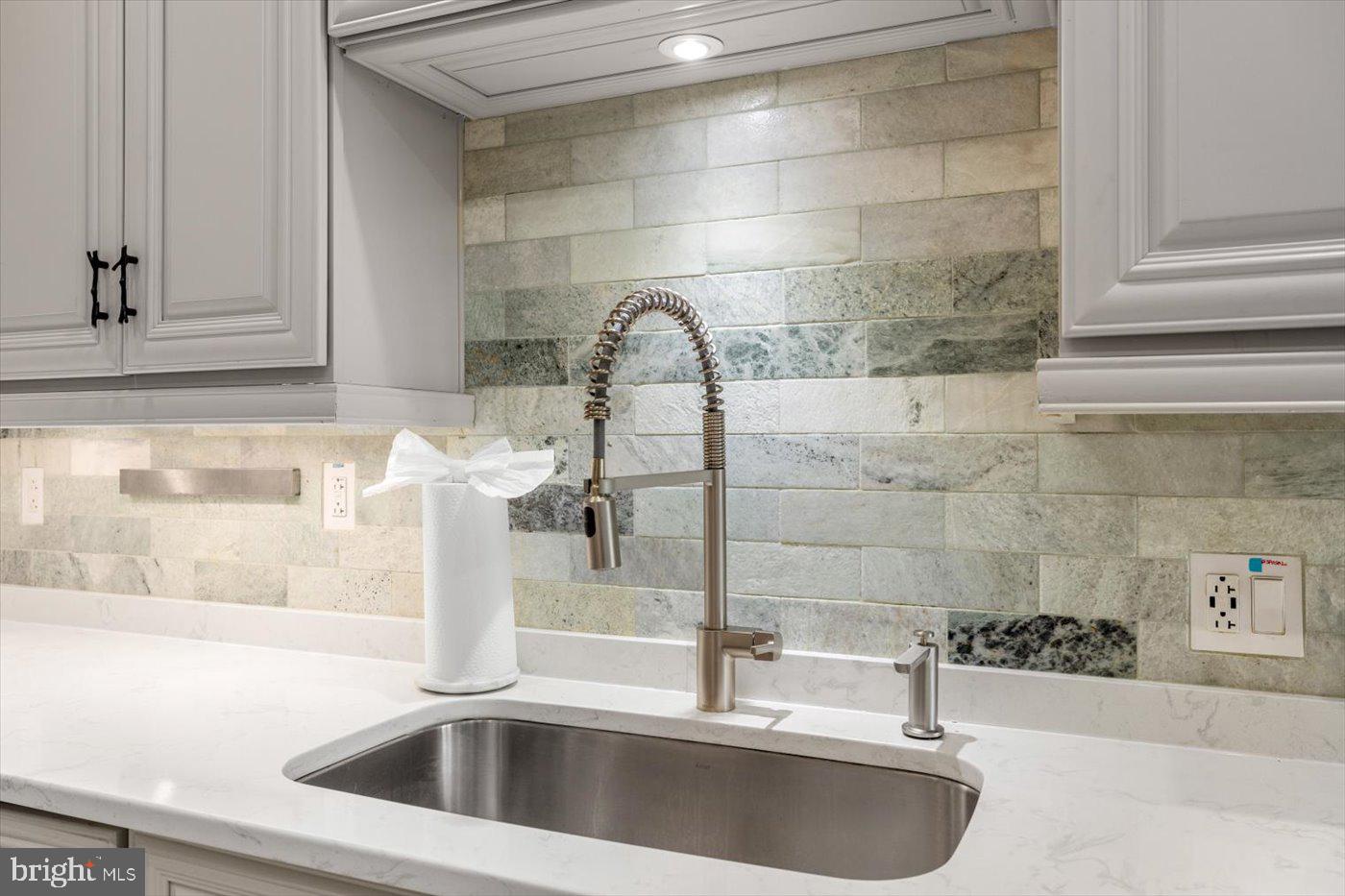 6421 HOT SPRING LANE