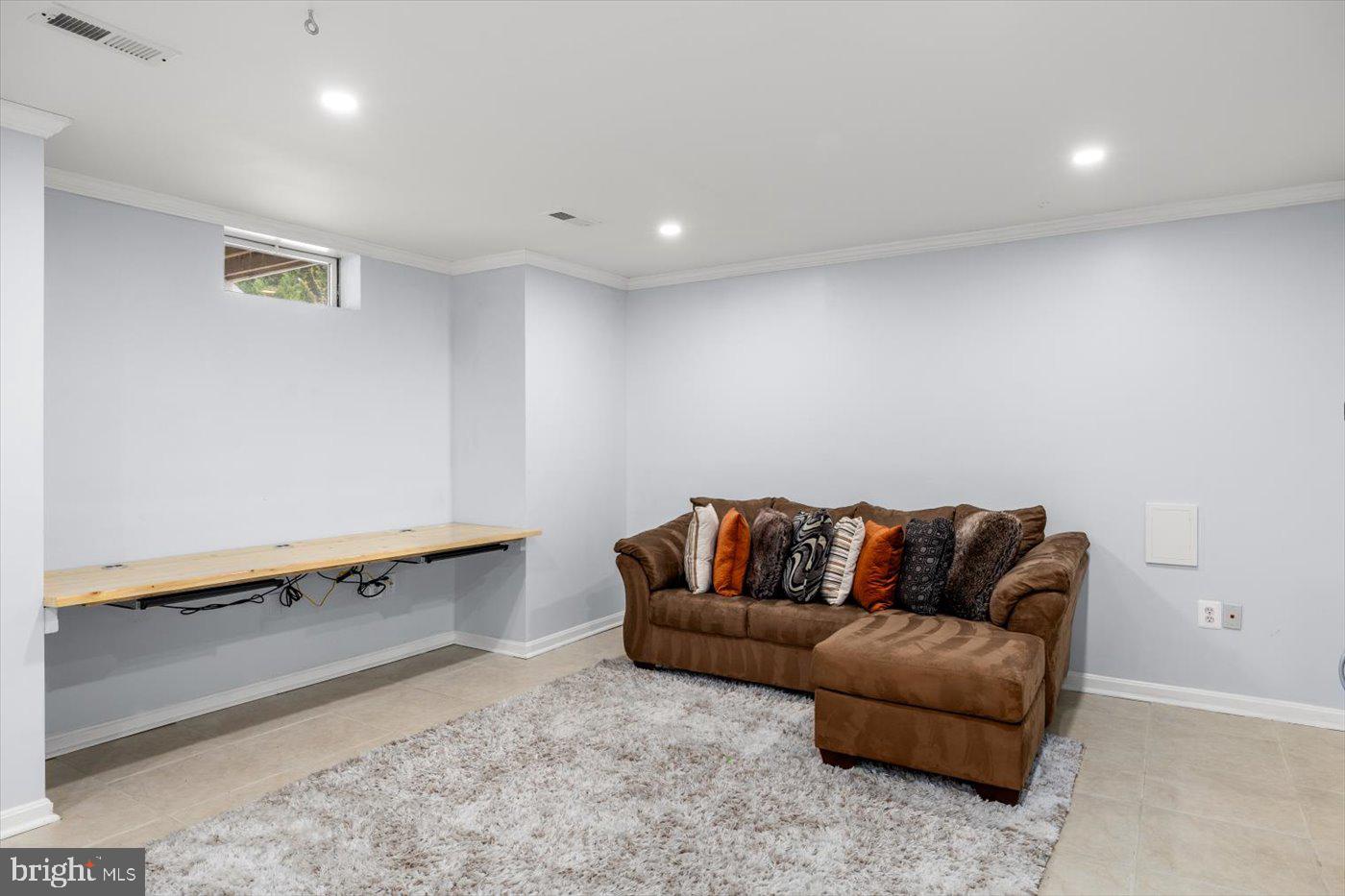 6421 HOT SPRING LANE