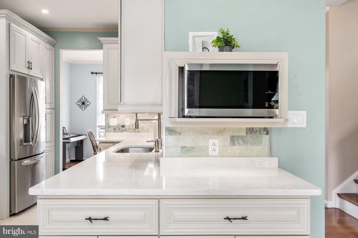 6421 HOT SPRING LANE