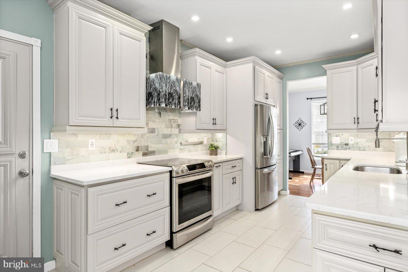 6421 HOT SPRING LANE