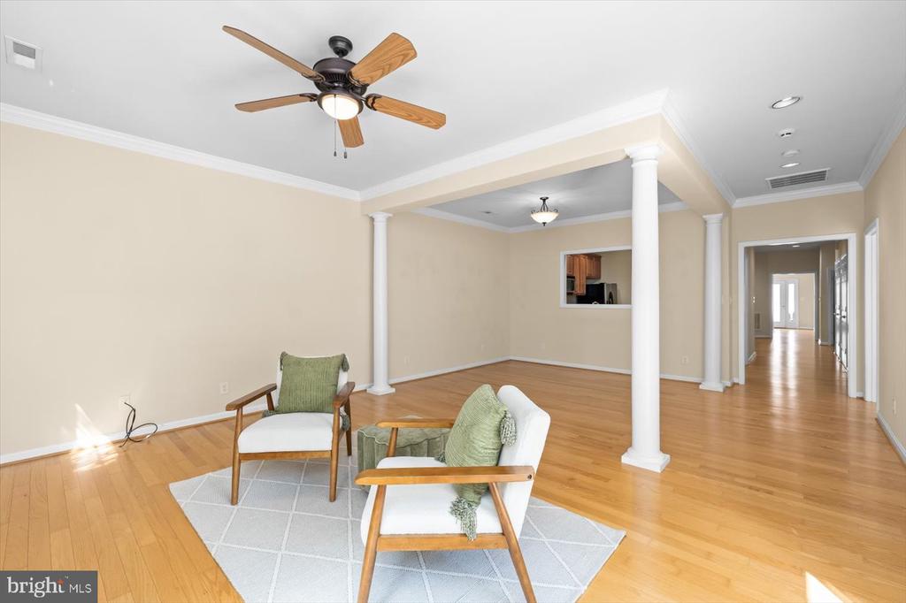 9536 AIRDRIE LANE