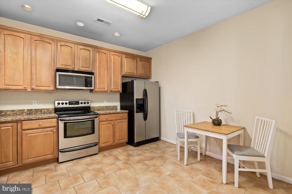 9536 AIRDRIE LANE