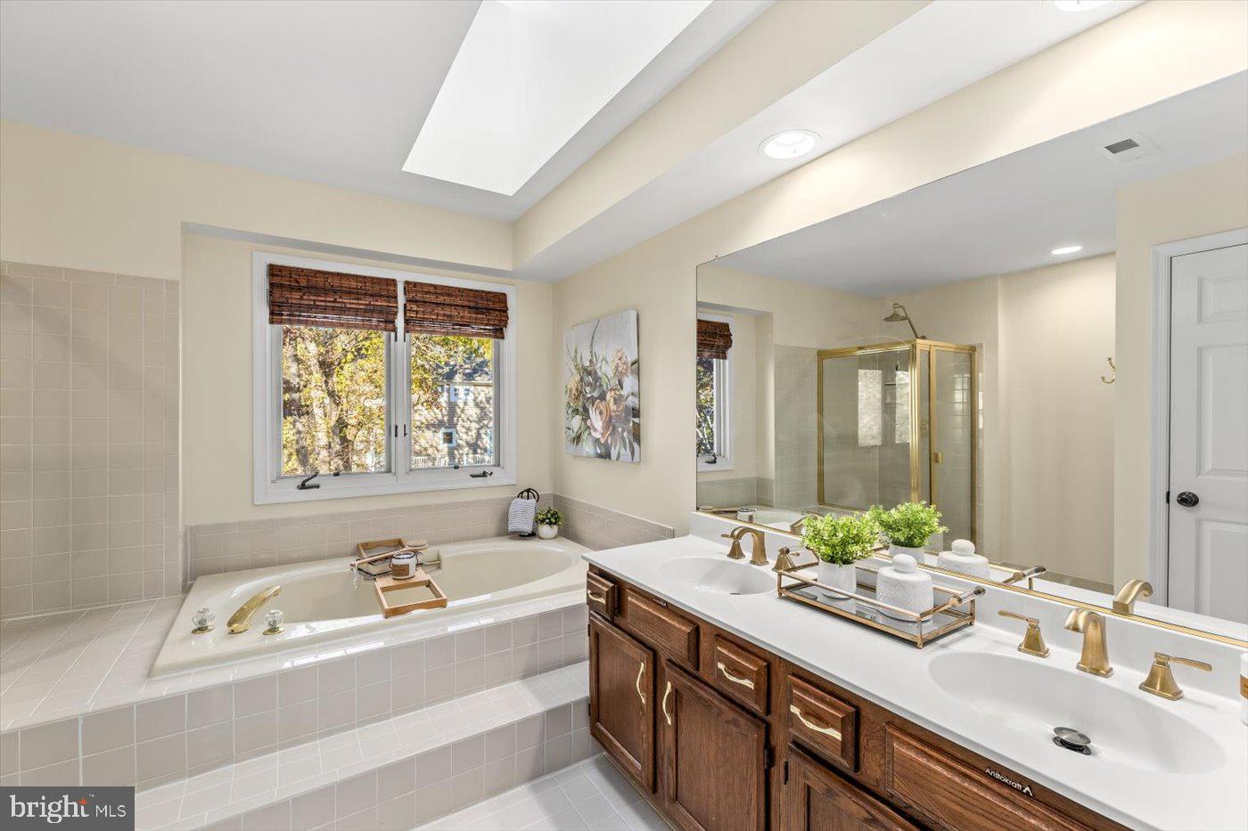 6229 SWEETBRIAR DRIVE