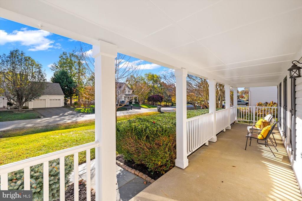 6229 SWEETBRIAR DRIVE