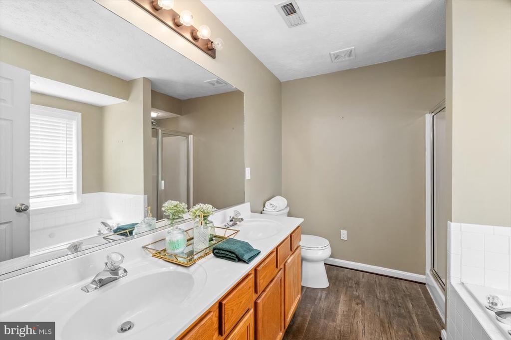 10713 ALLIE DRIVE