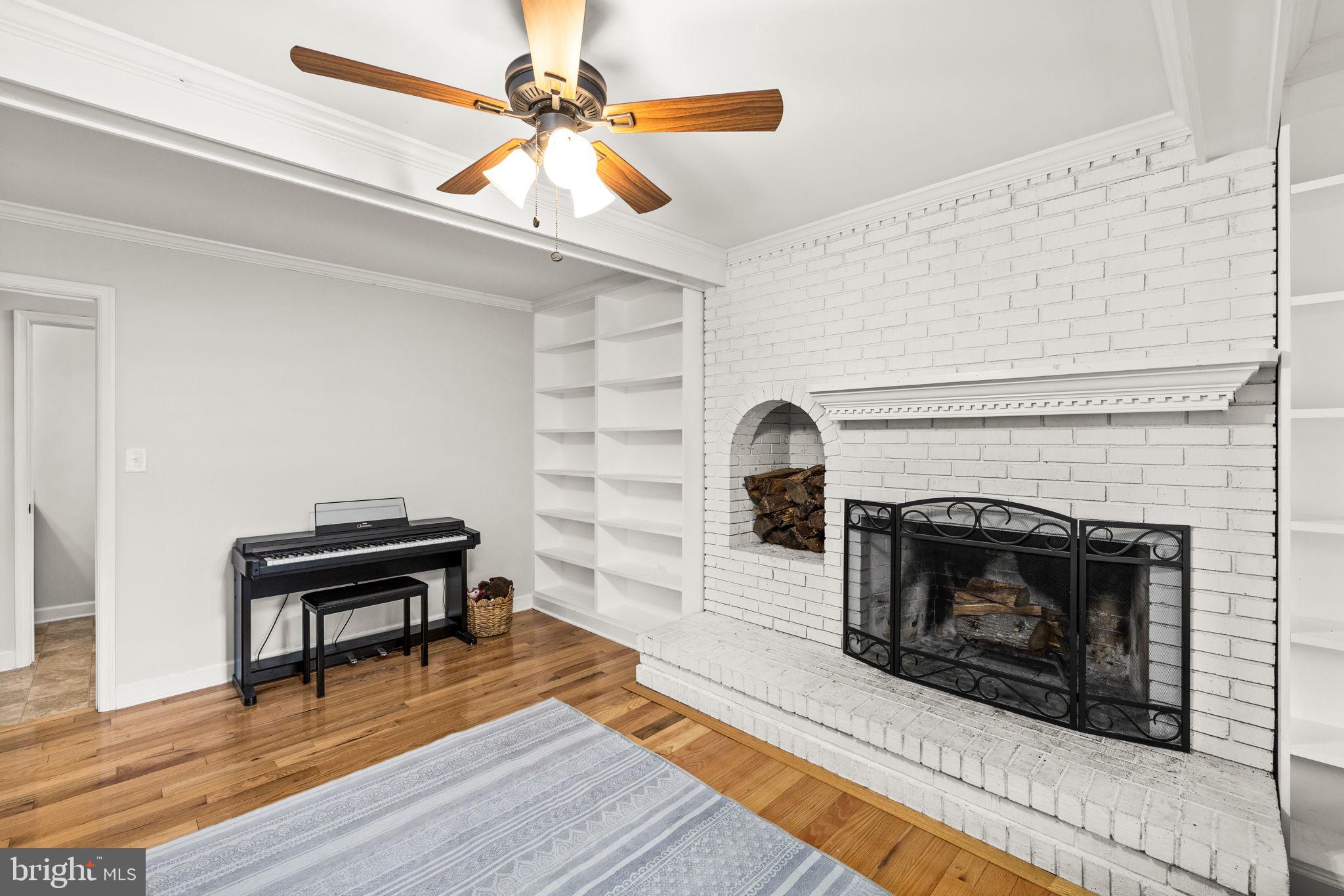 706 PLEASANTS DRIVE