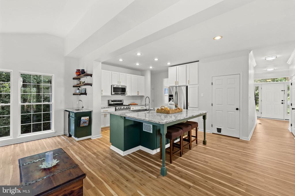 4112 MONTICELLO STREET