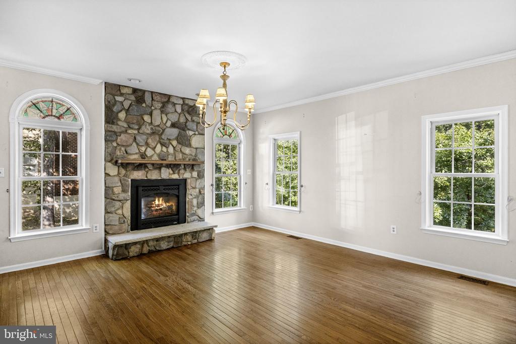 3227 CAVALRY RIDGE COURT