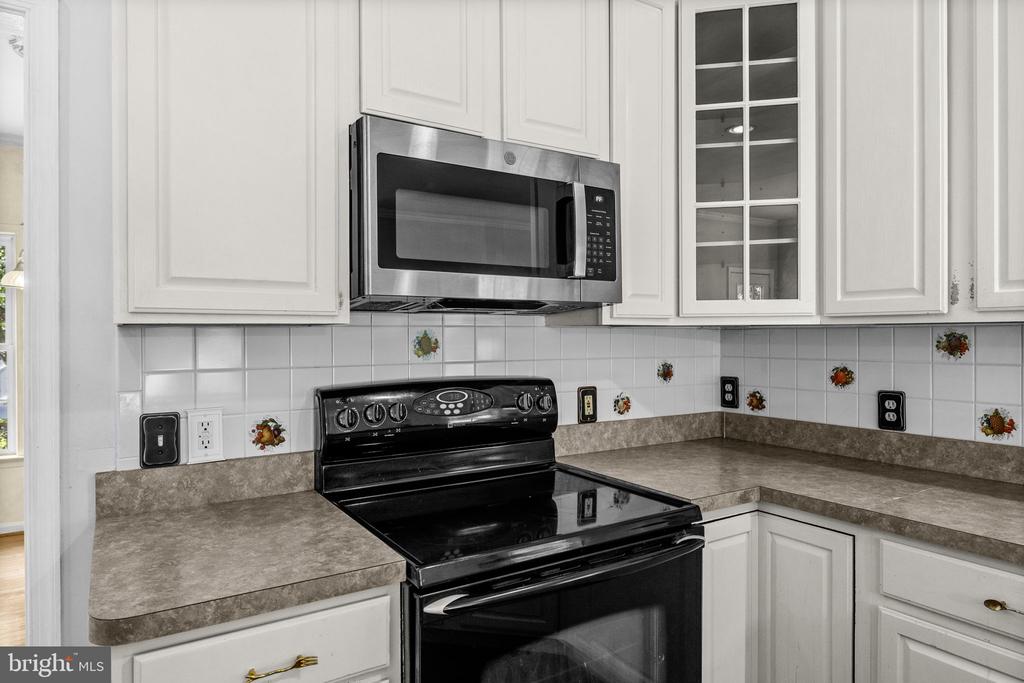 3227 CAVALRY RIDGE COURT