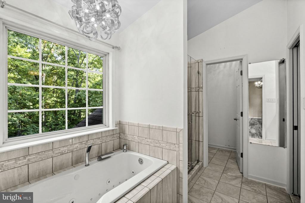 3227 CAVALRY RIDGE COURT