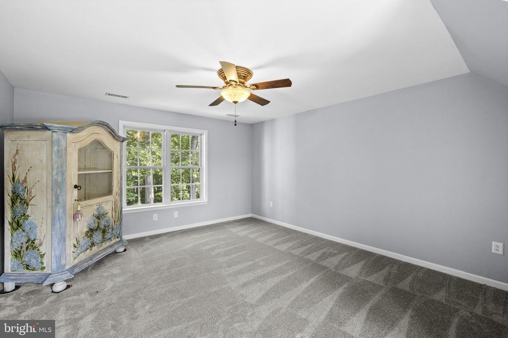 3227 CAVALRY RIDGE COURT