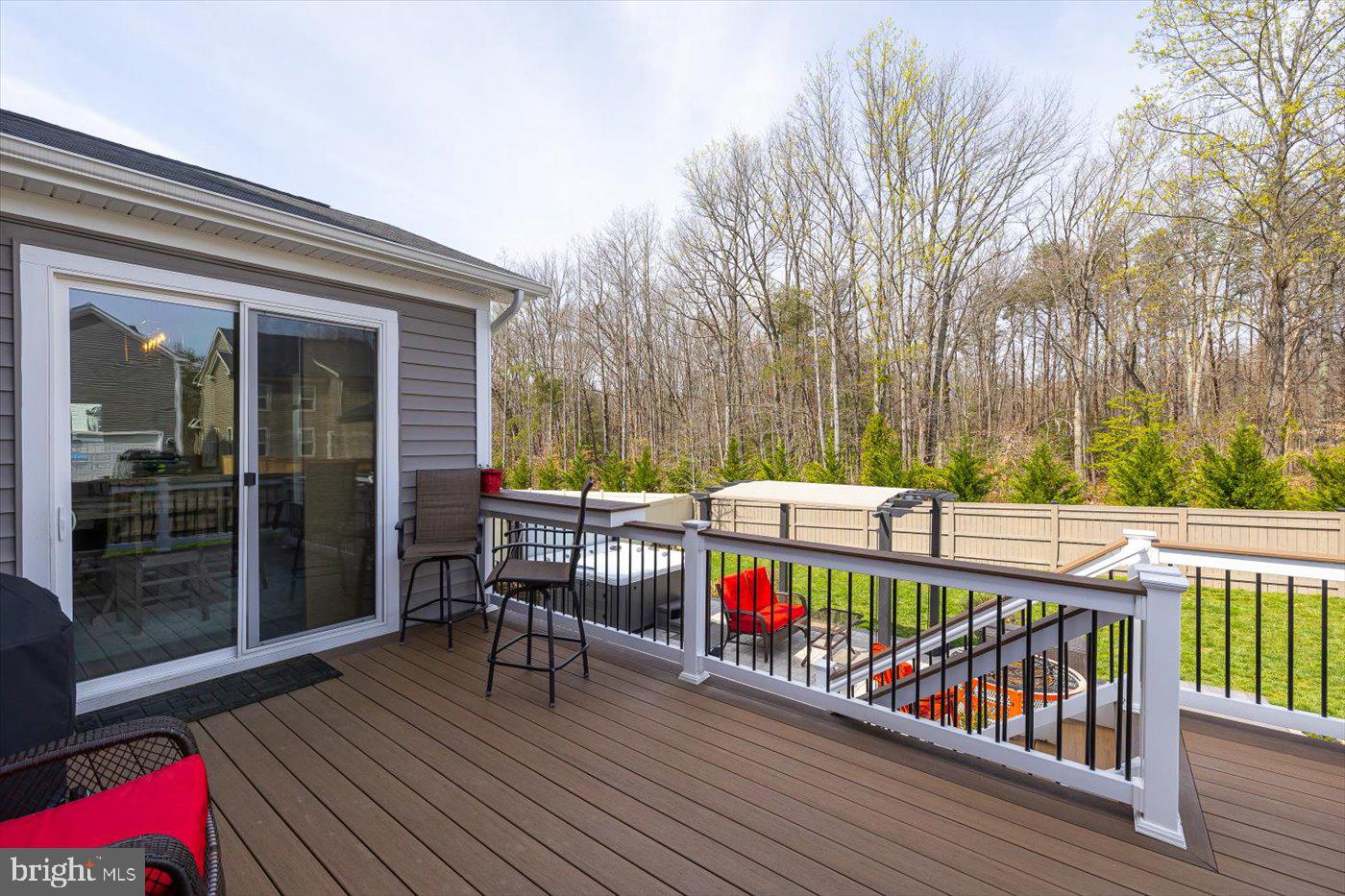 910 CRAB APPLE DRIVE