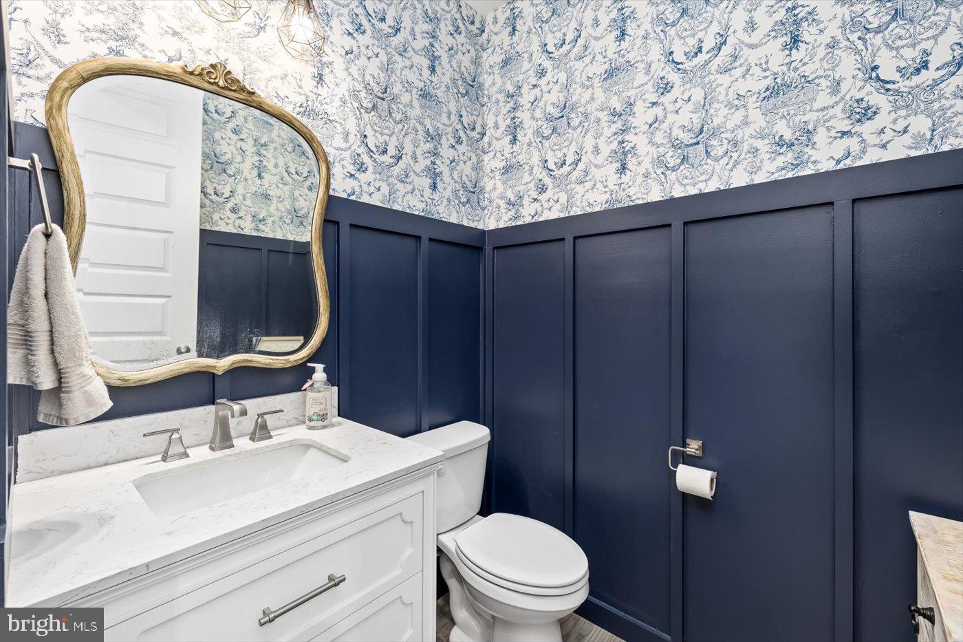 910 CRAB APPLE DRIVE