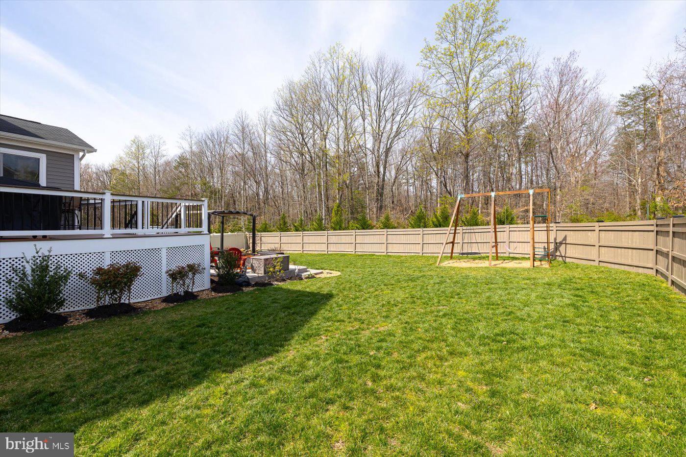 910 CRAB APPLE DRIVE