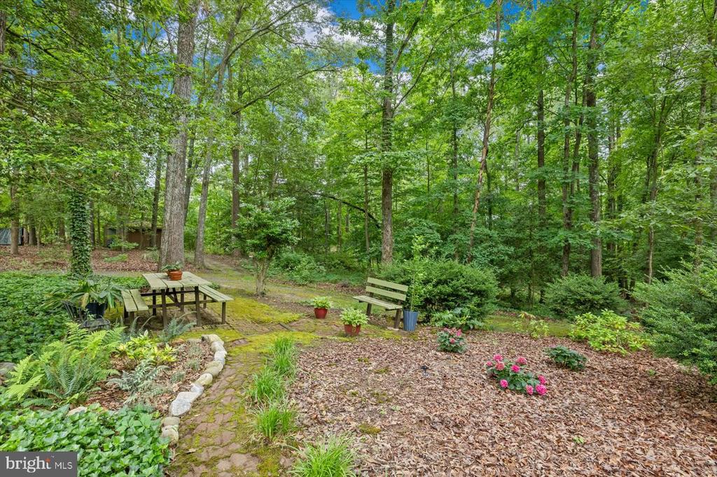 228 DOGWOOD DRIVE