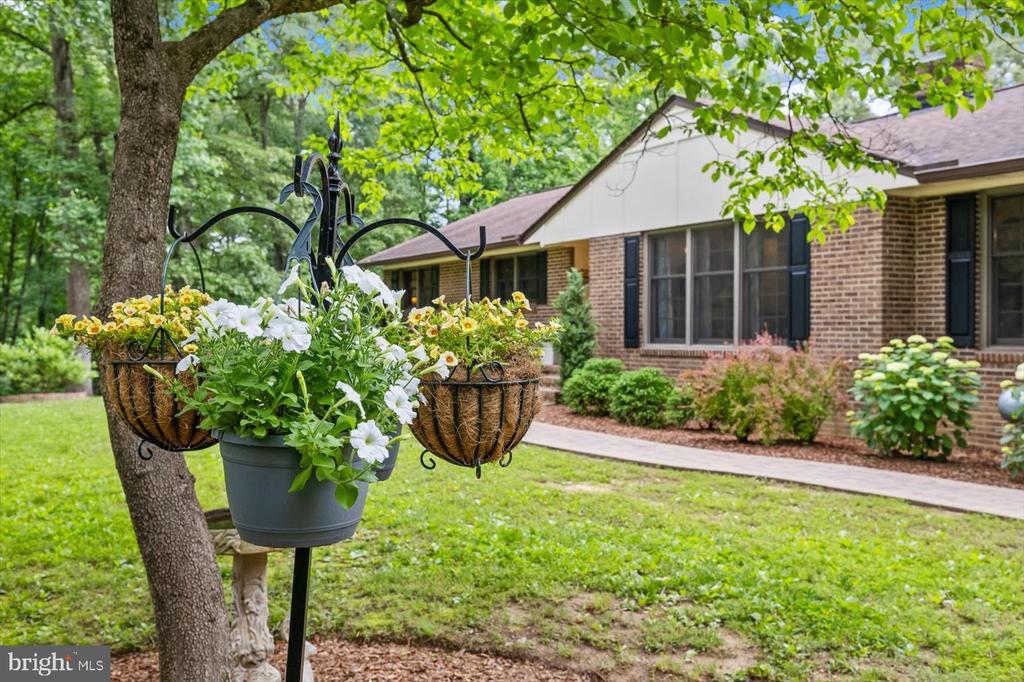 228 DOGWOOD DRIVE