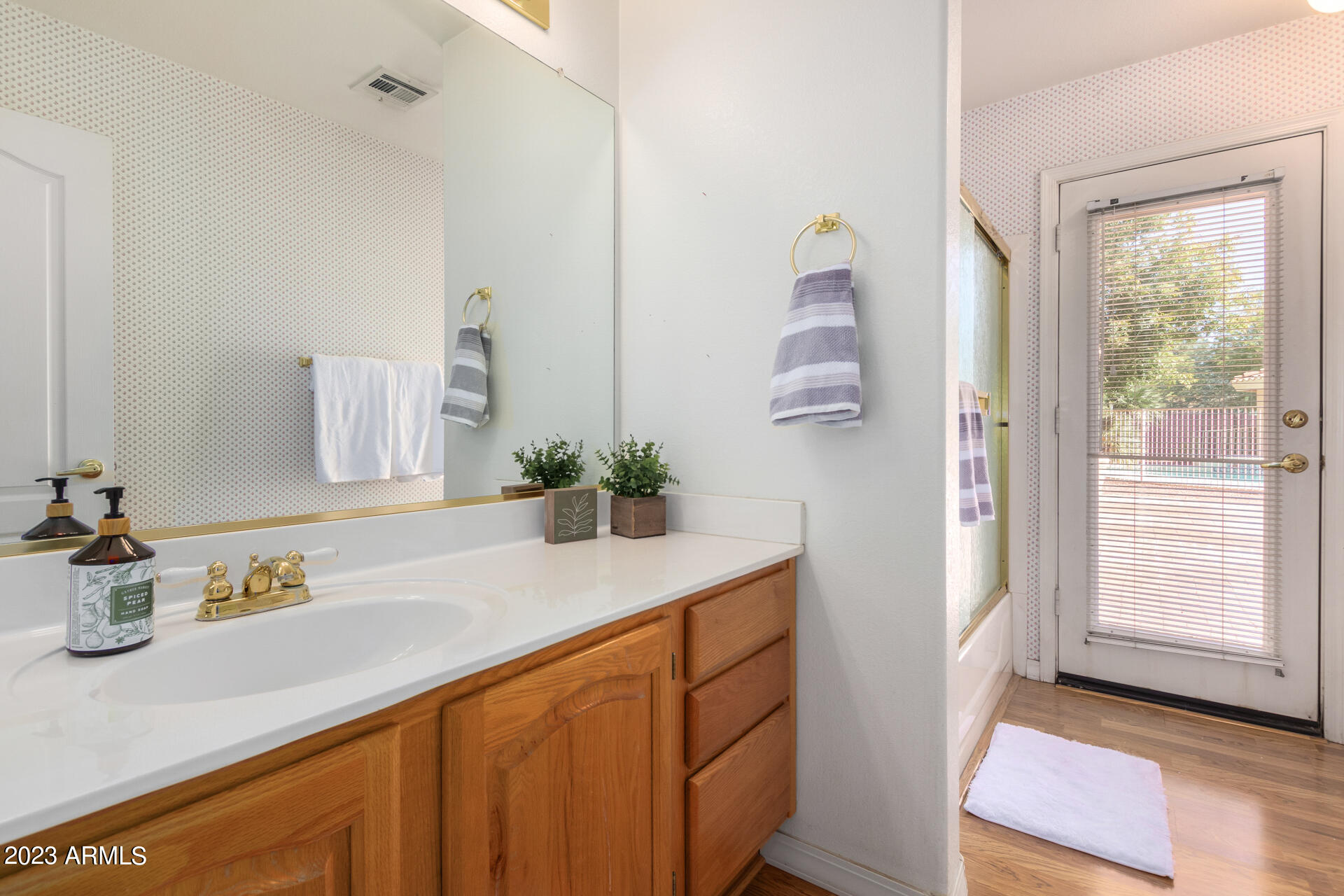 7131 W EMILE ZOLA Avenue