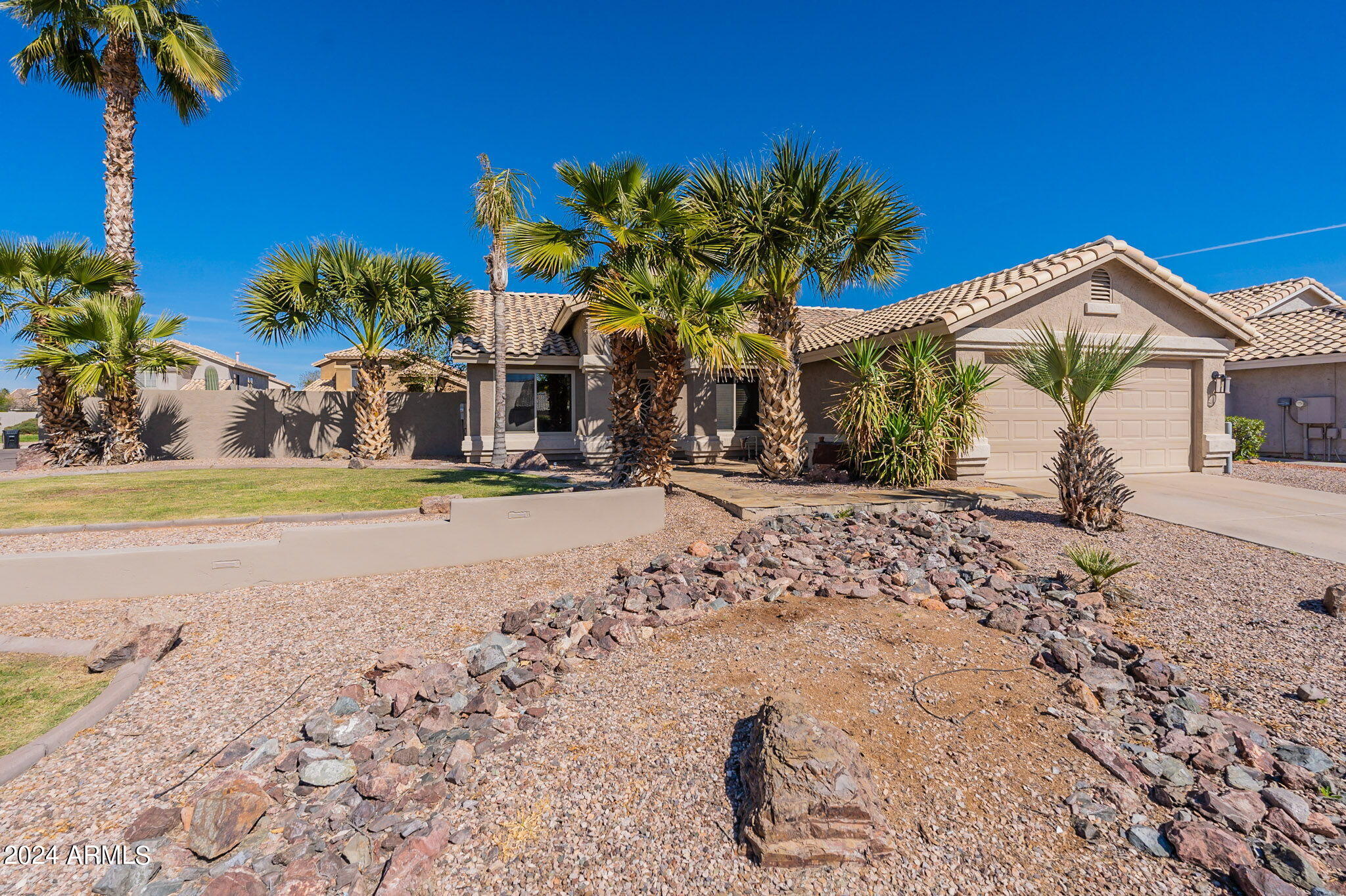 7306 E MILAGRO Avenue