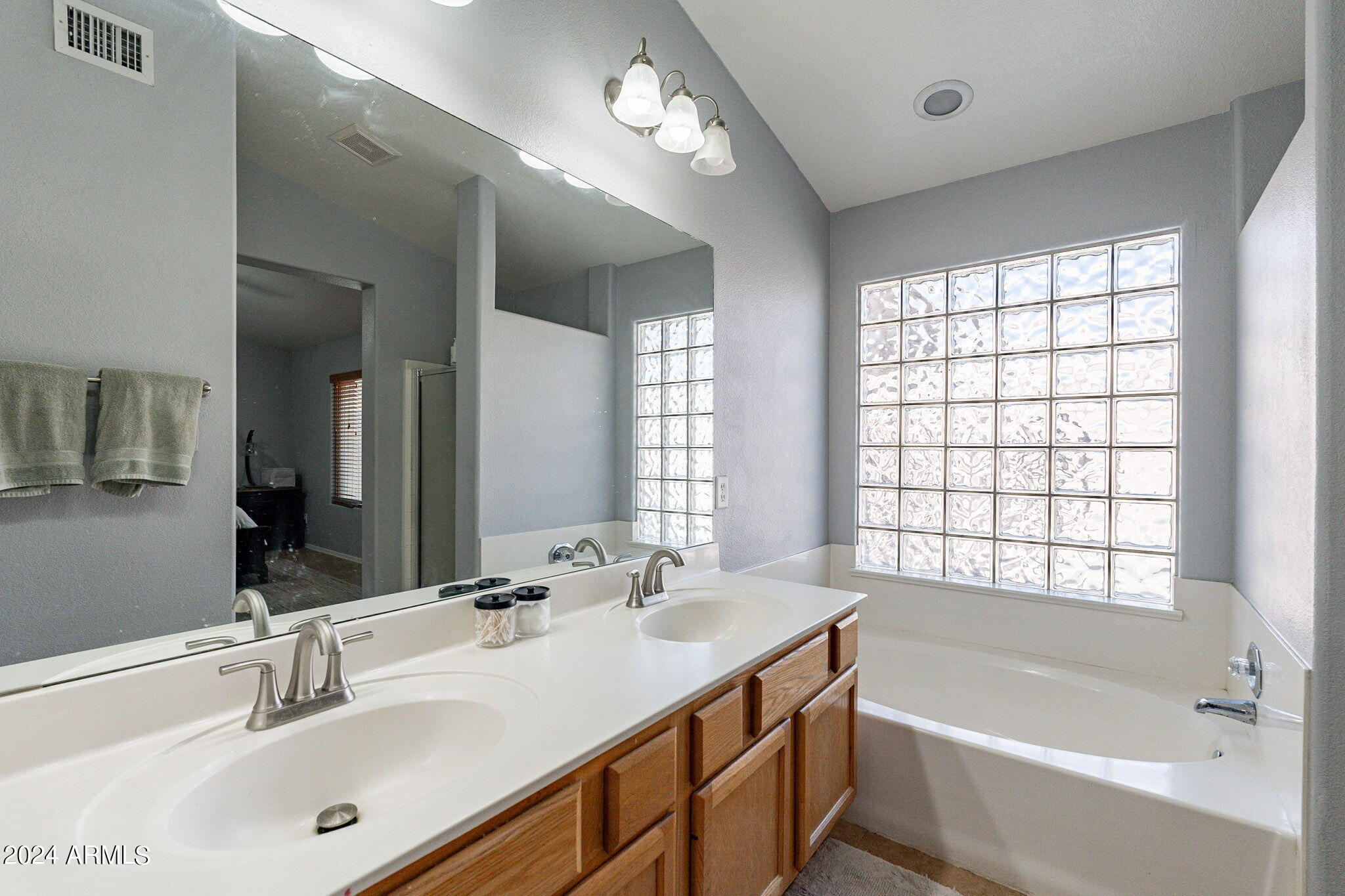 7306 E MILAGRO Avenue