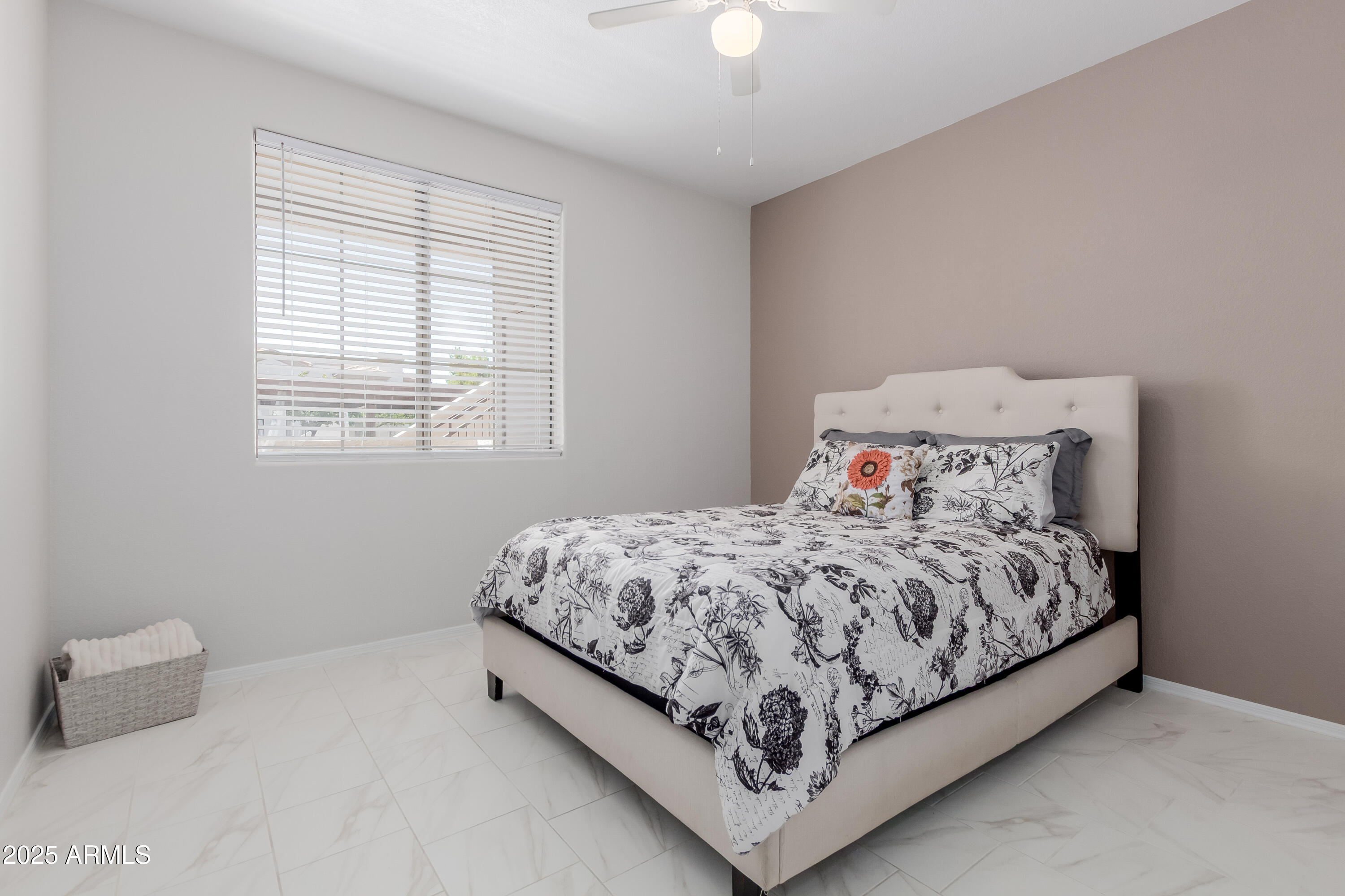 1941 S PIERPONT Drive 1114