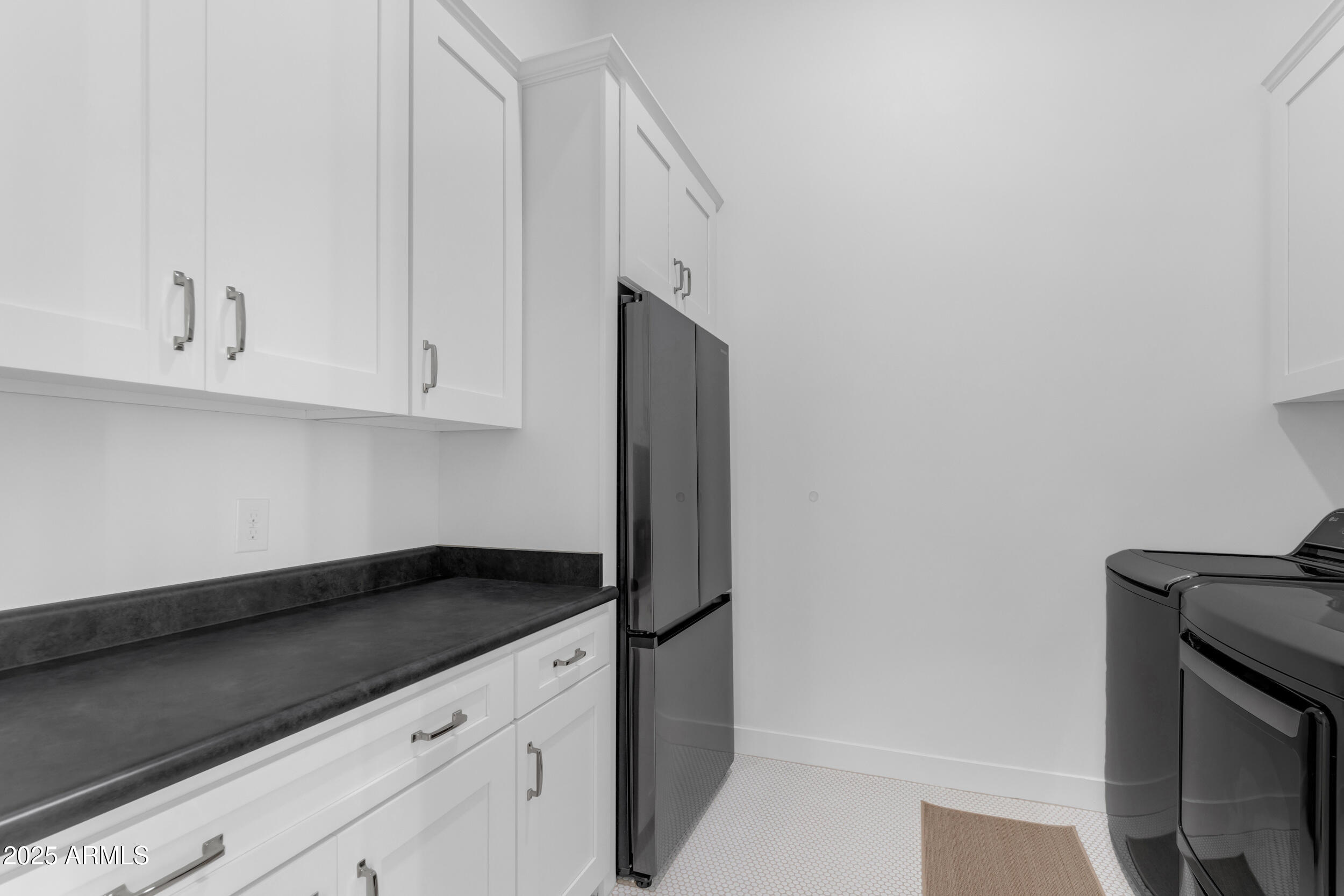 2580 E COUNTRY SHADOWS Street