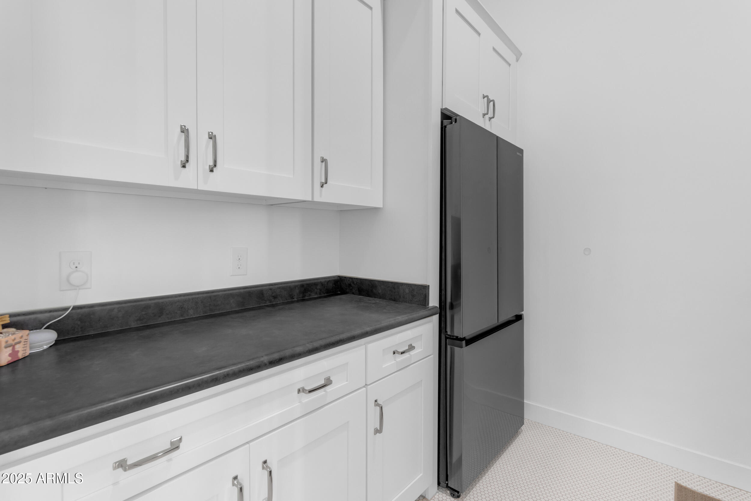 2580 E COUNTRY SHADOWS Street