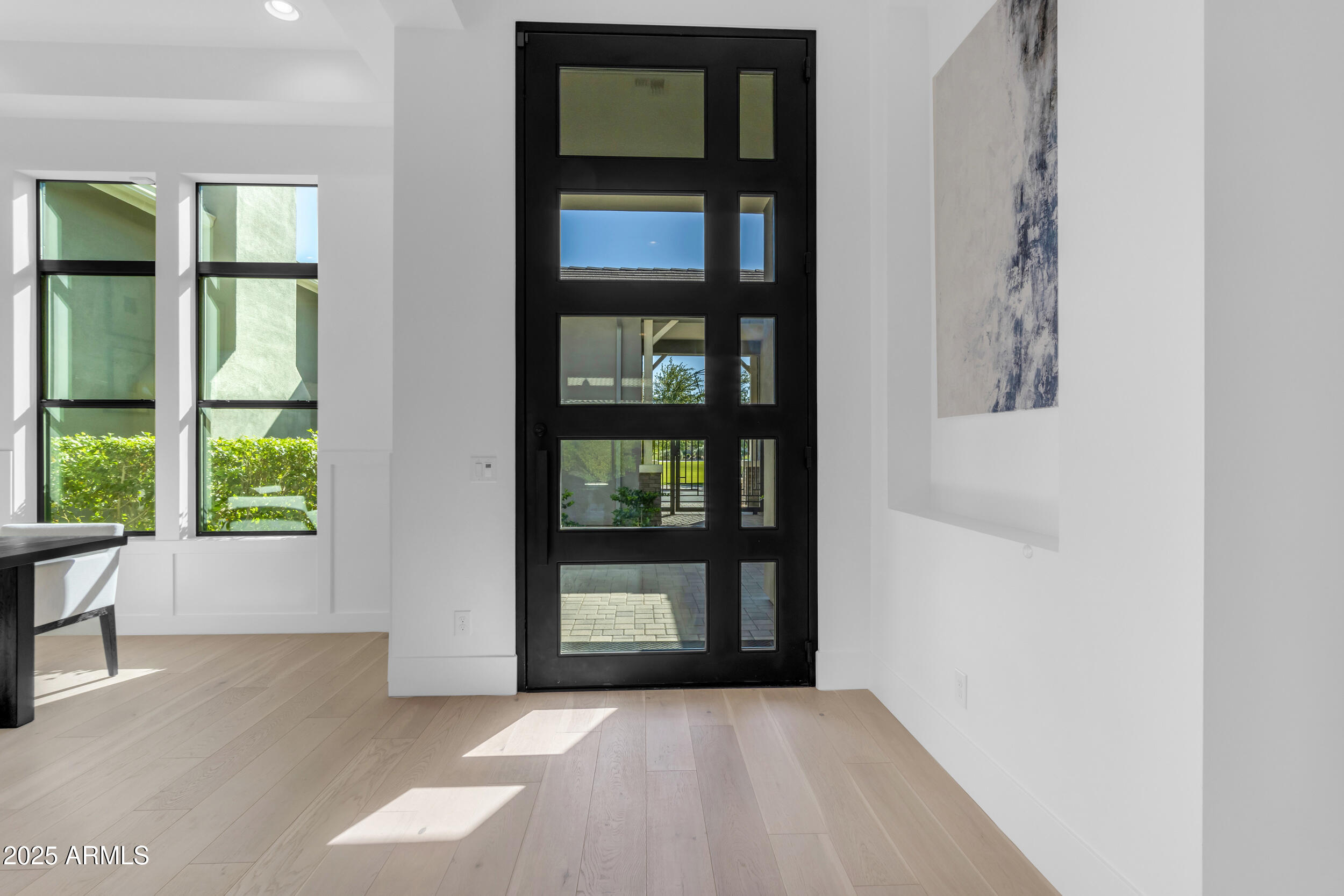 2580 E COUNTRY SHADOWS Street