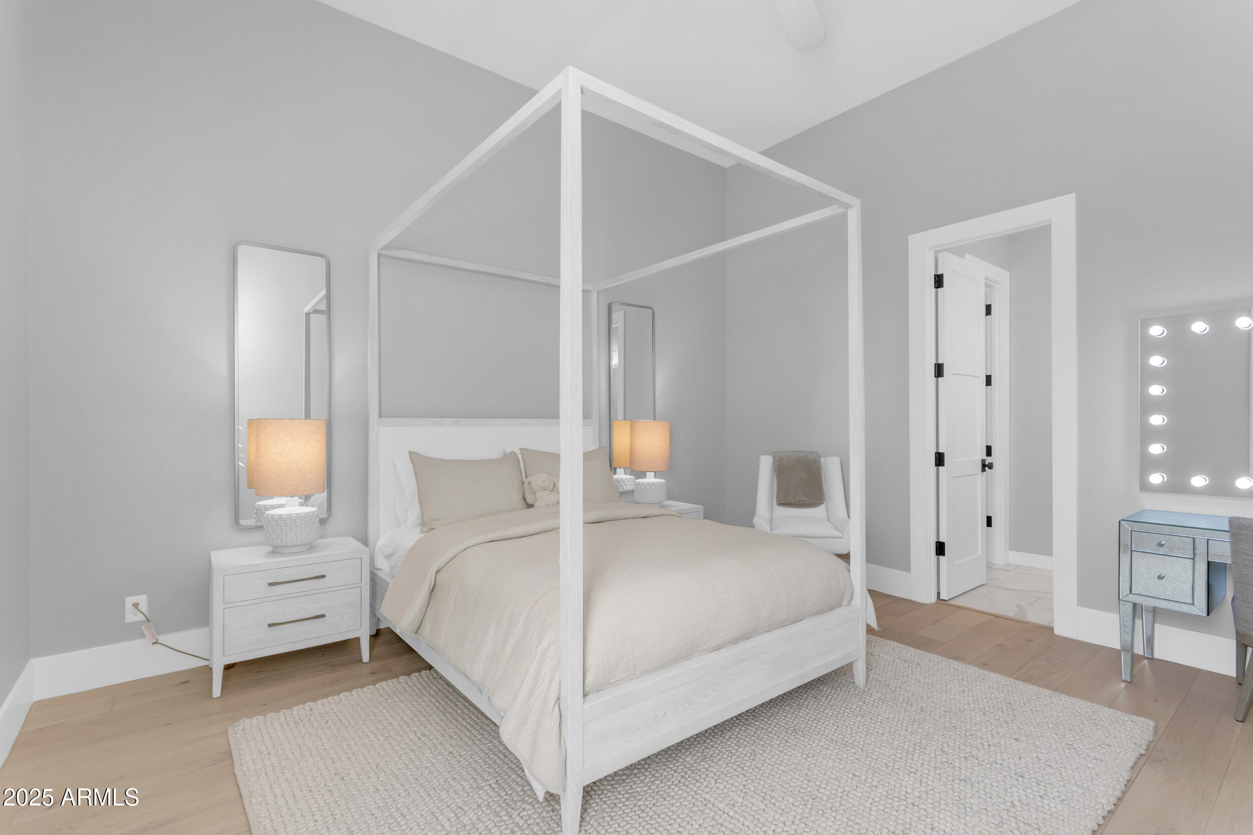 2580 E COUNTRY SHADOWS Street