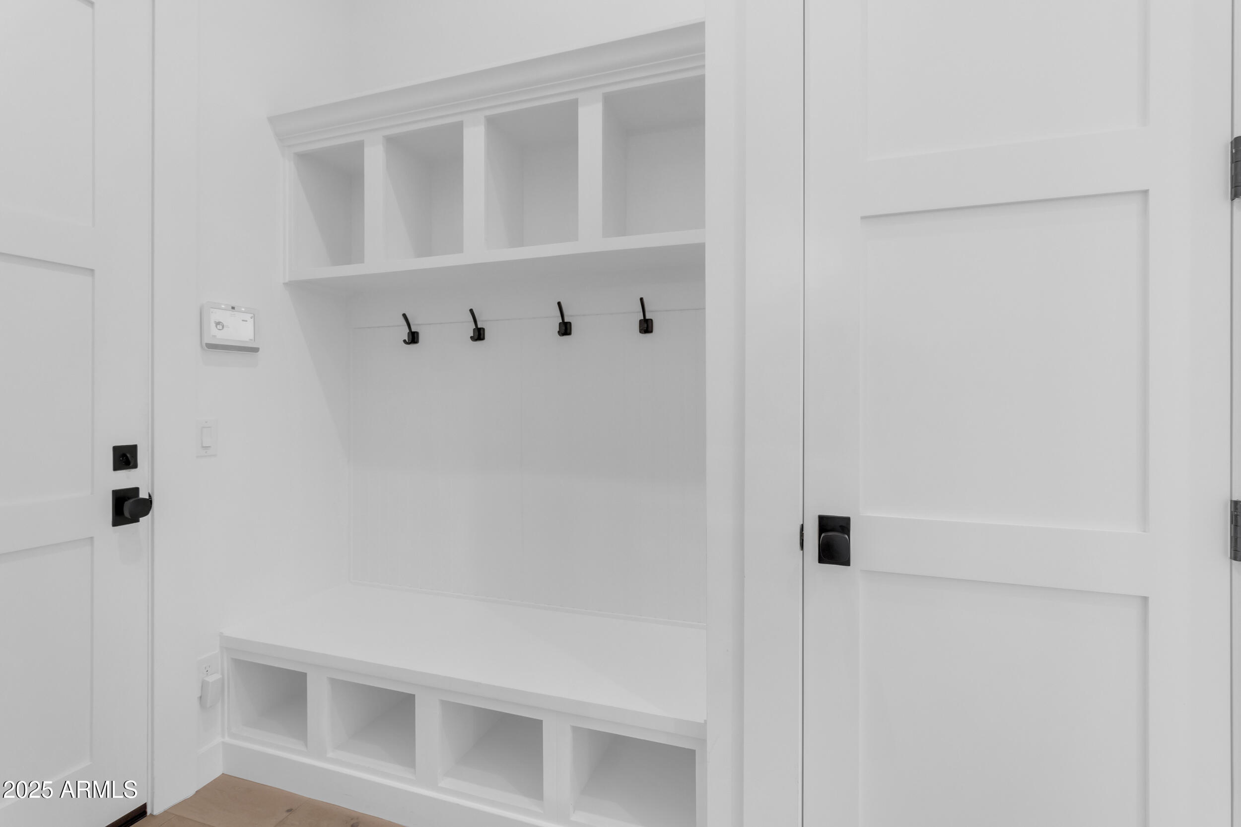 2580 E COUNTRY SHADOWS Street