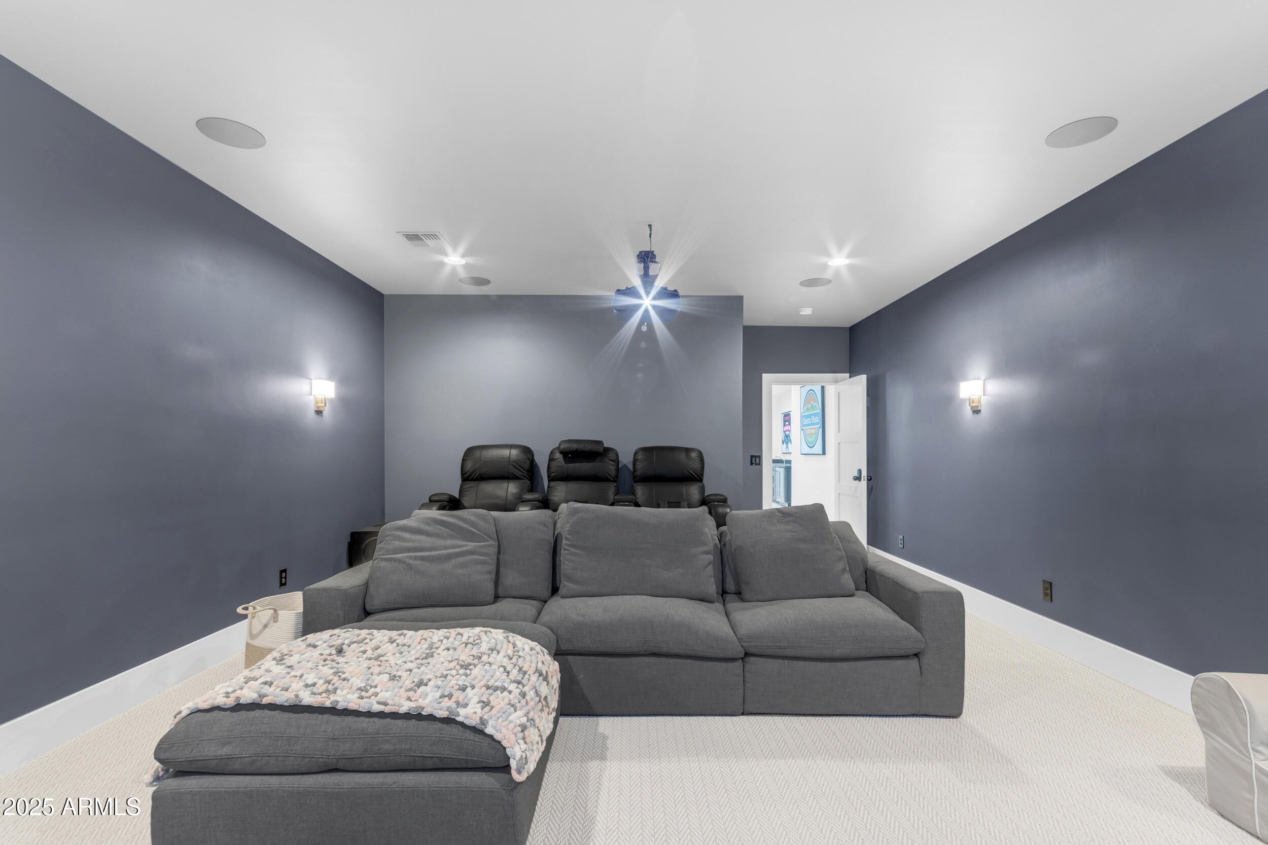 2580 E COUNTRY SHADOWS Street