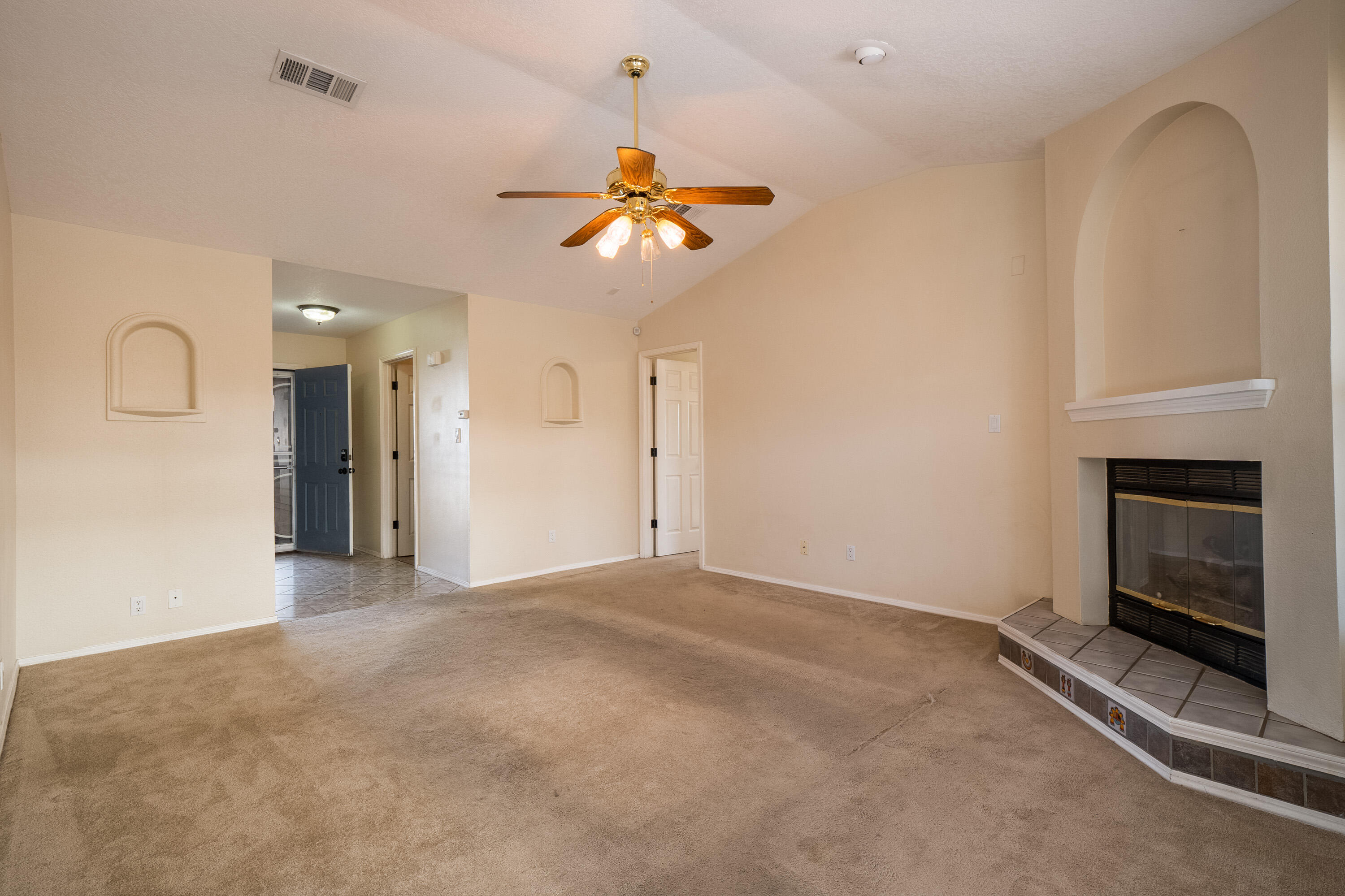 6708 TIERRA MADRE Court NW