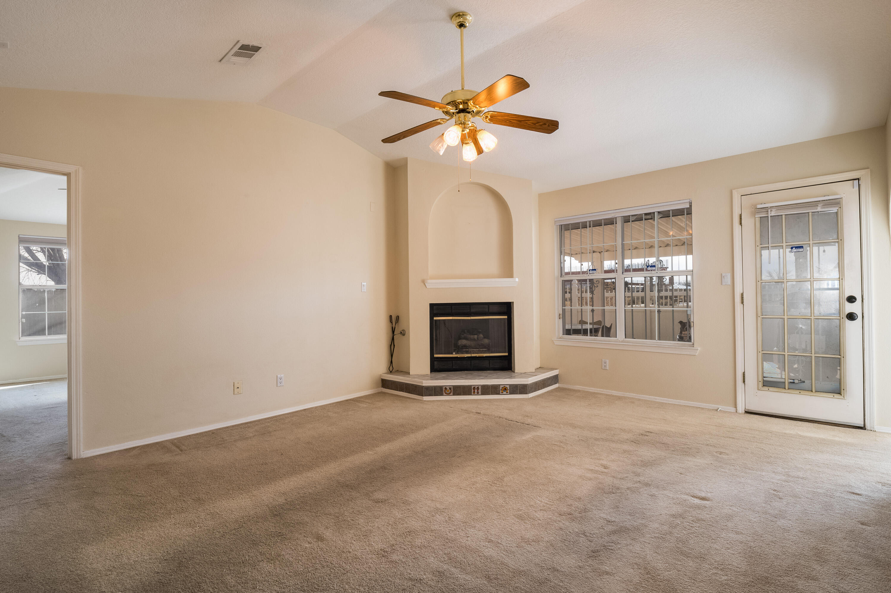 6708 TIERRA MADRE Court NW