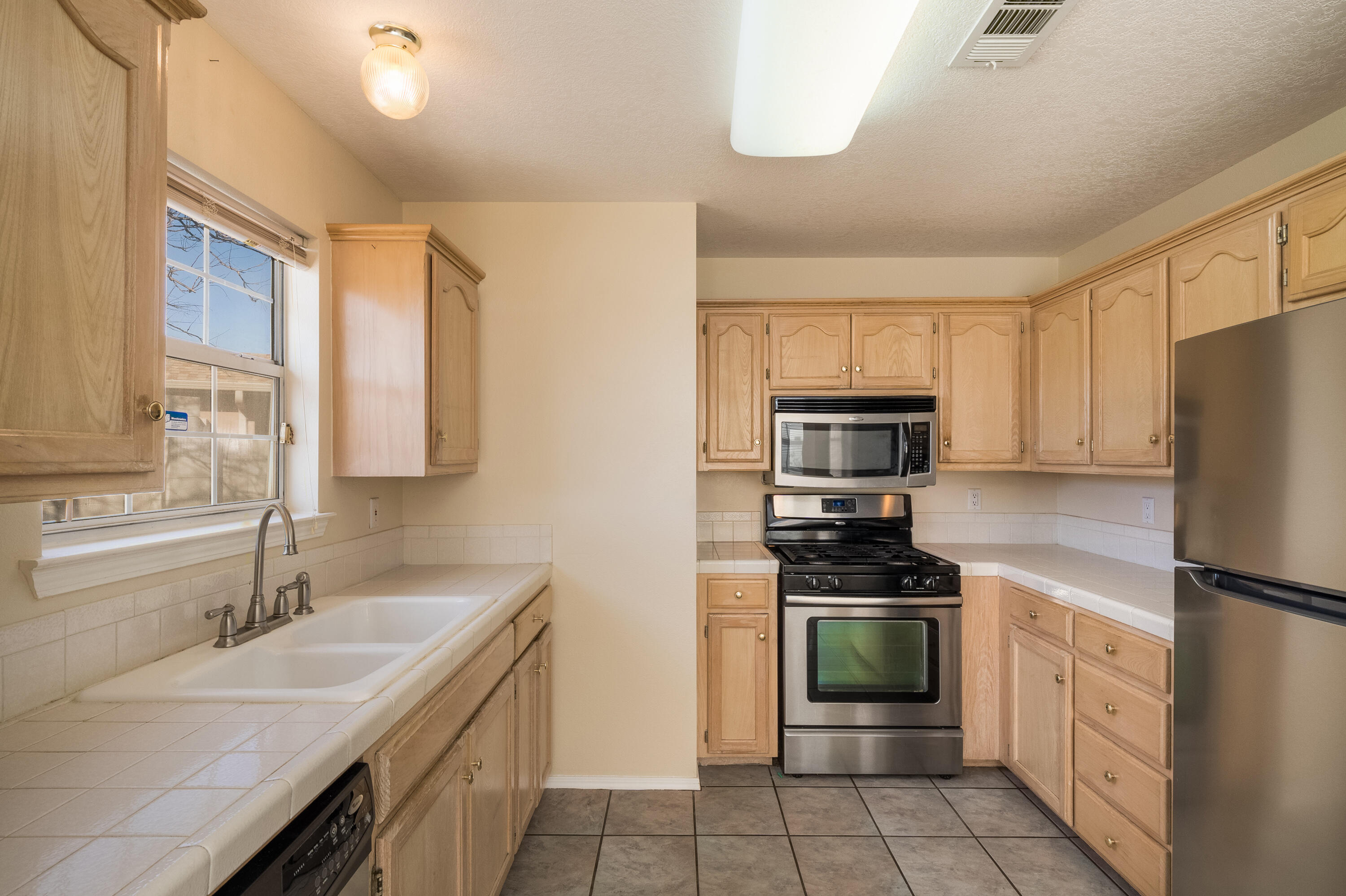 6708 TIERRA MADRE Court NW