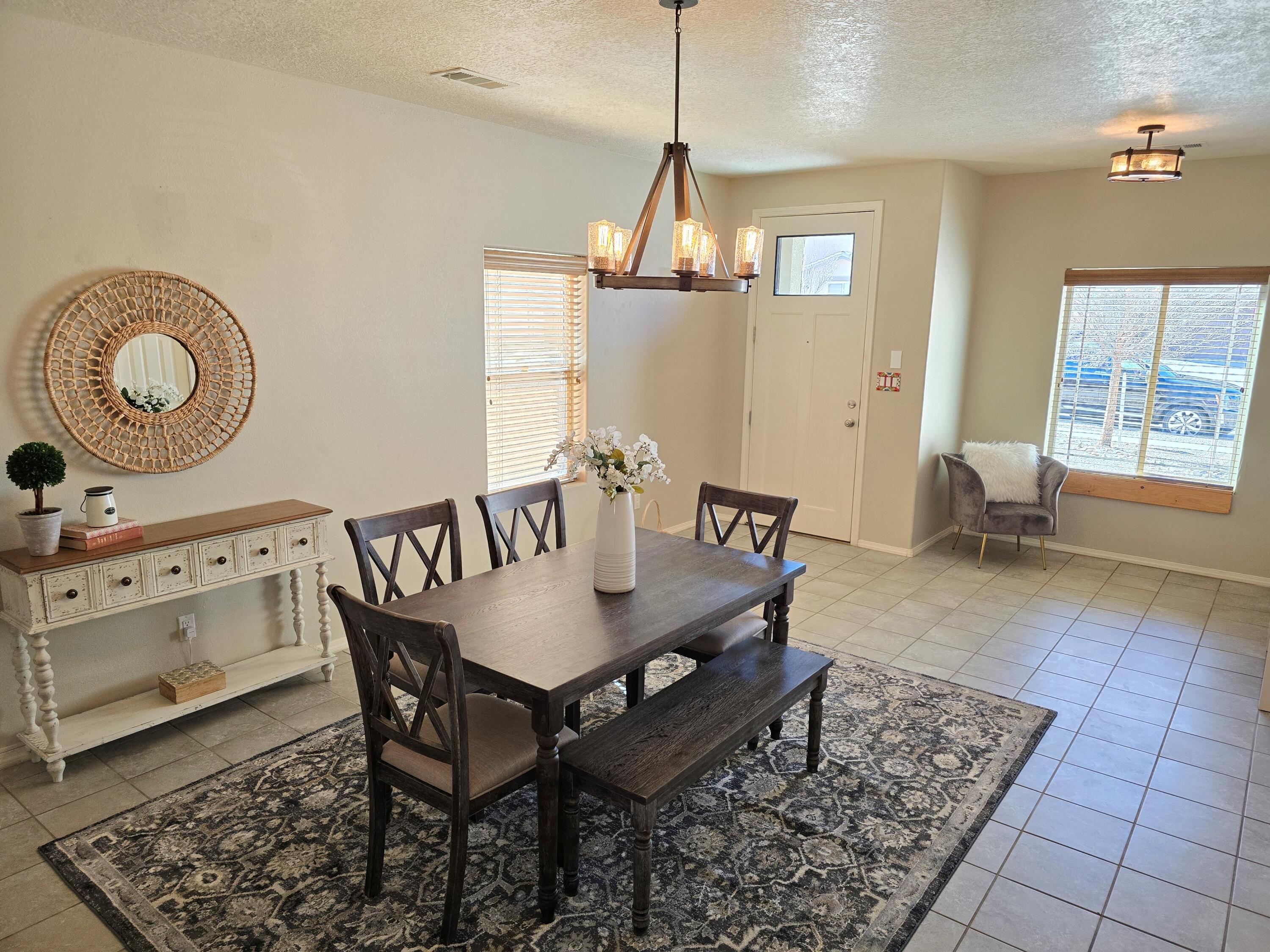 2012 Ferndale Drive SE