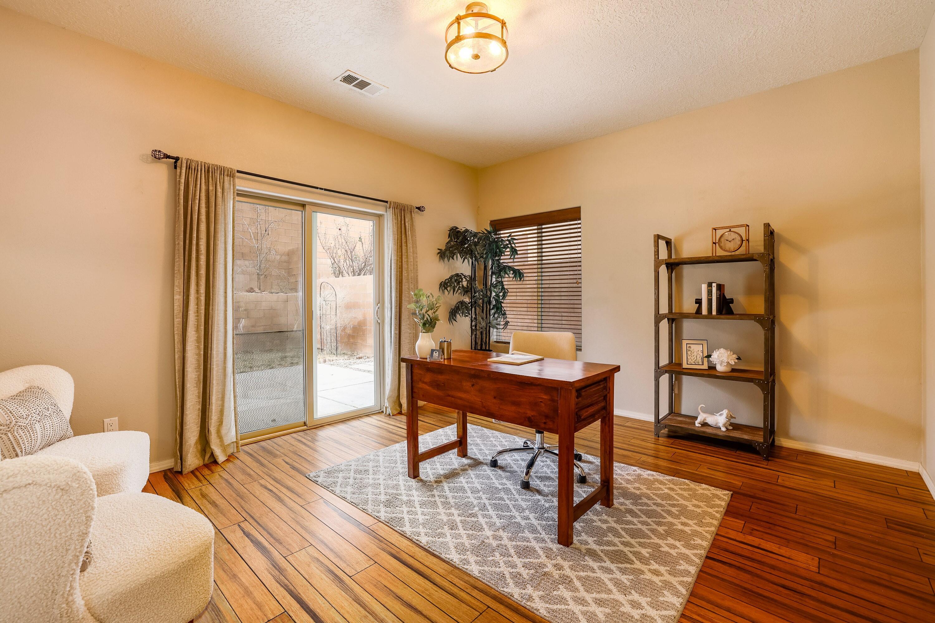 2012 Ferndale Drive SE