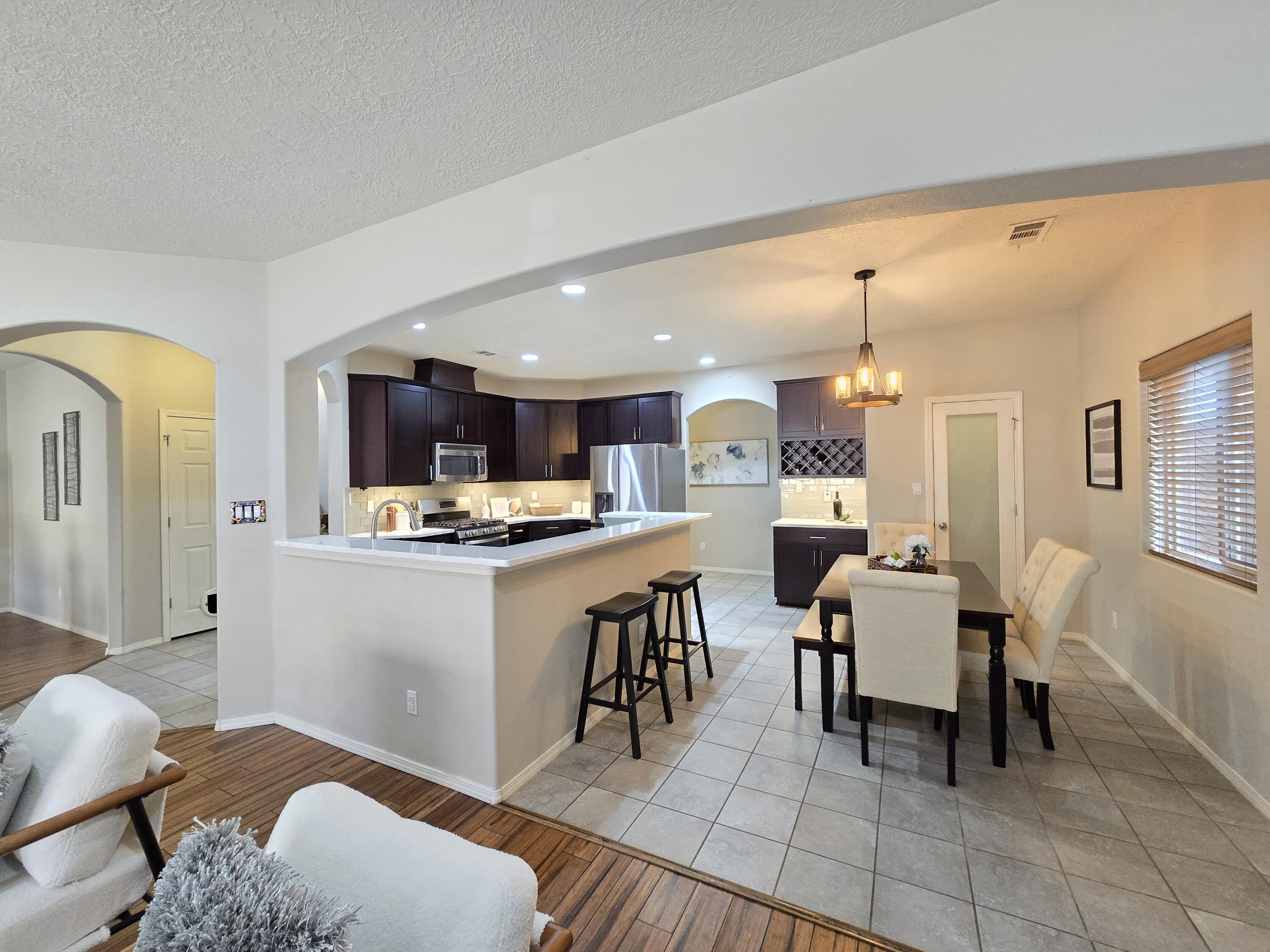 2012 Ferndale Drive SE