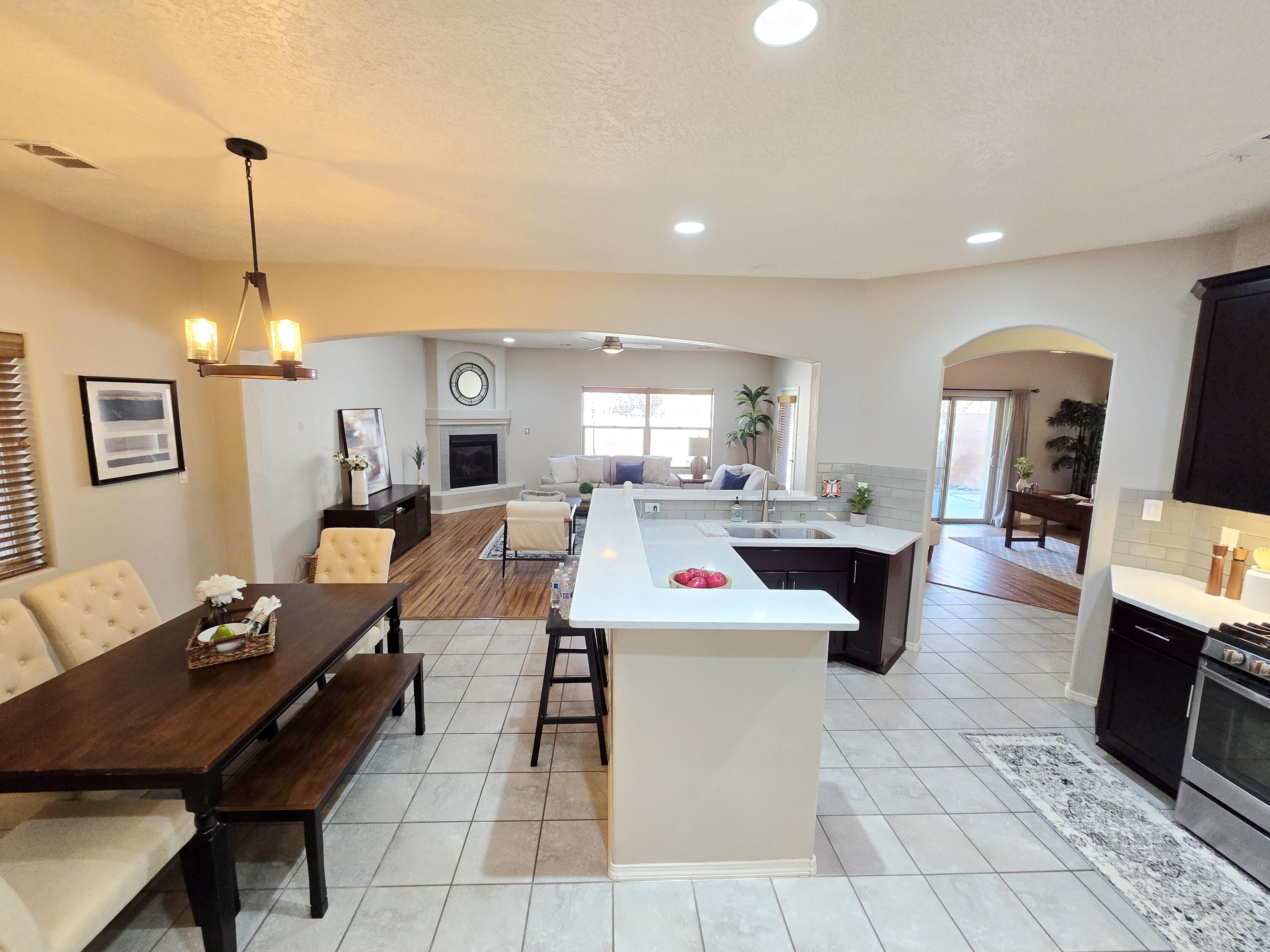 2012 Ferndale Drive SE