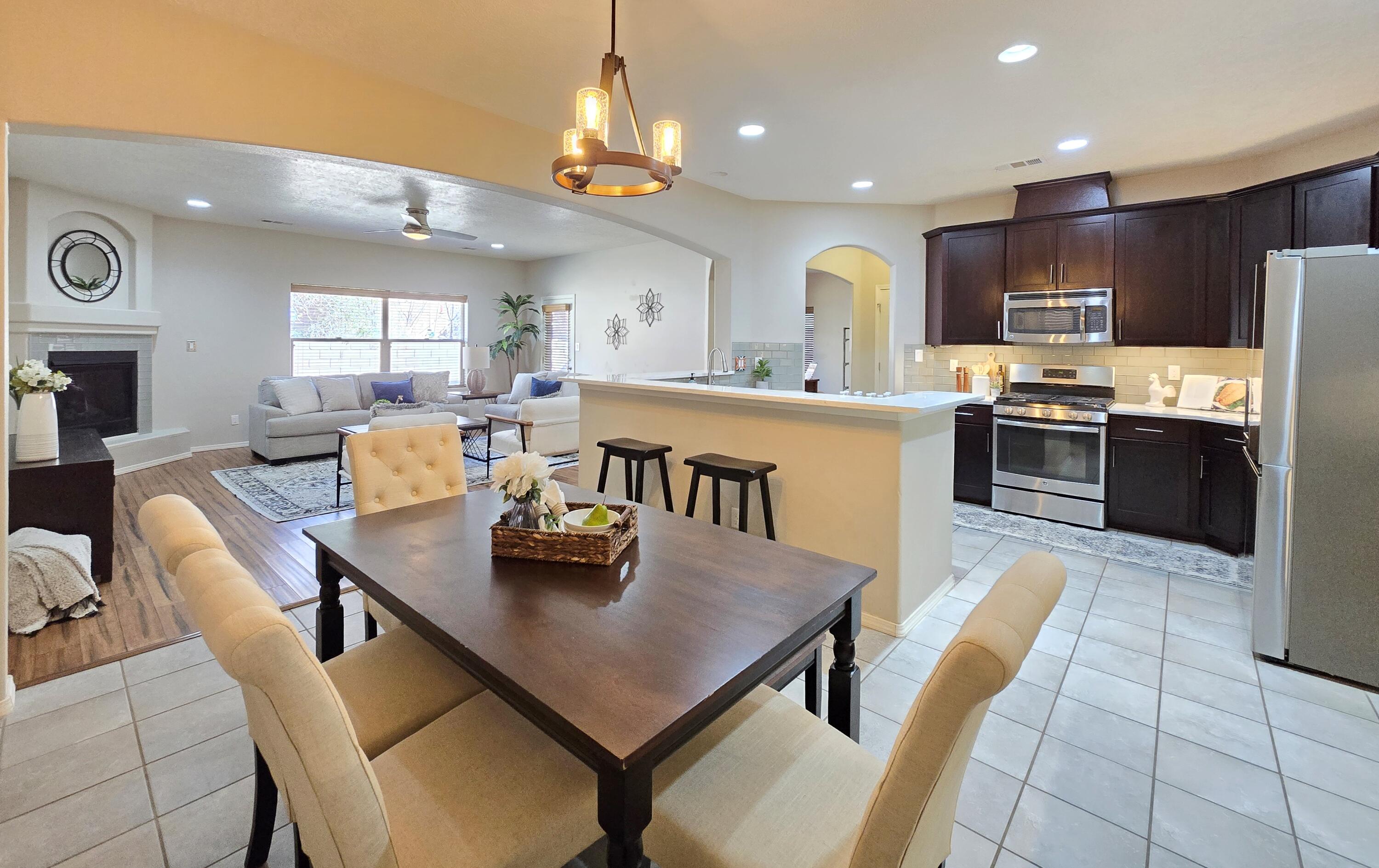2012 Ferndale Drive SE