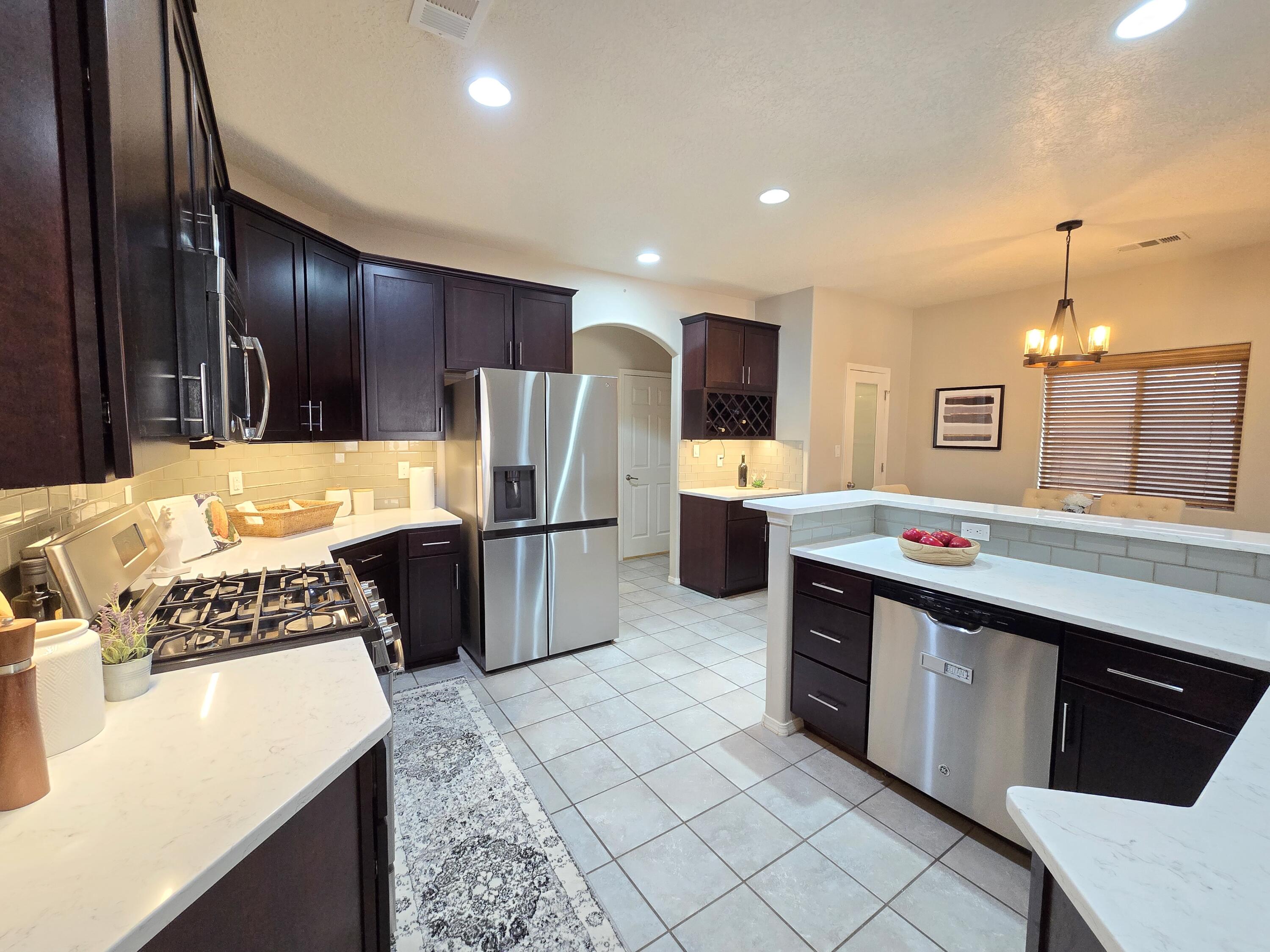 2012 Ferndale Drive SE