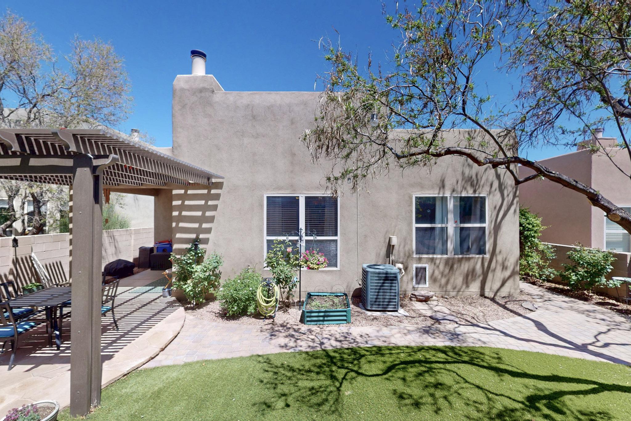 9709 CALLE CHAMISA NW