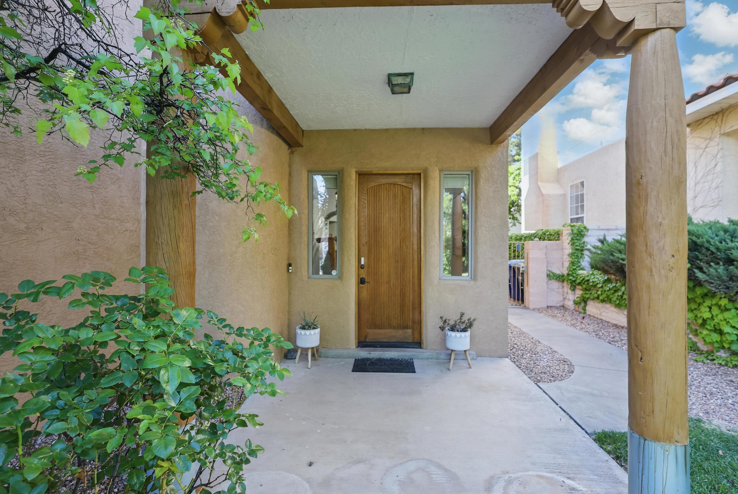 10021 WELLINGTON Drive NE