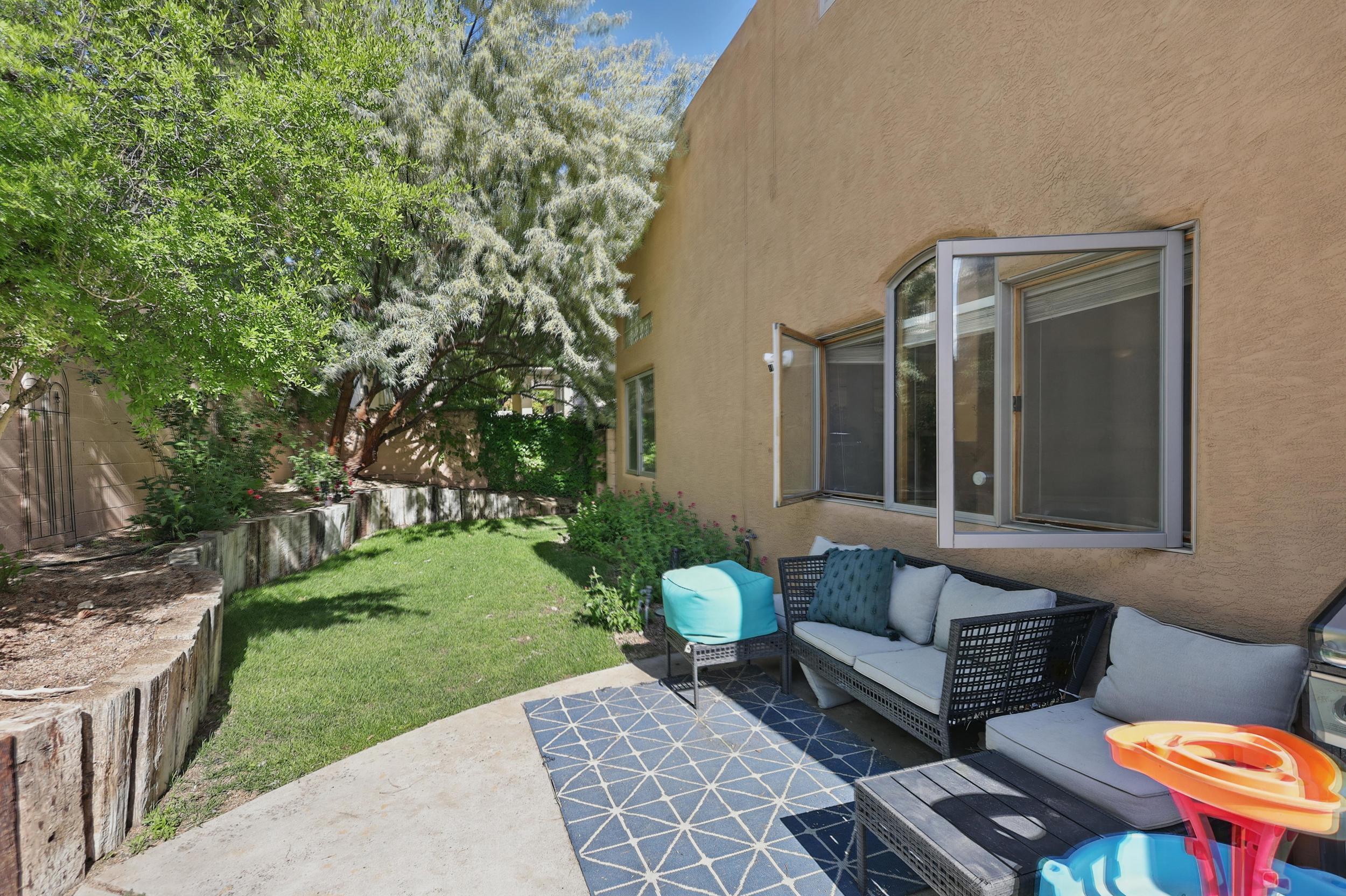 10021 WELLINGTON Drive NE