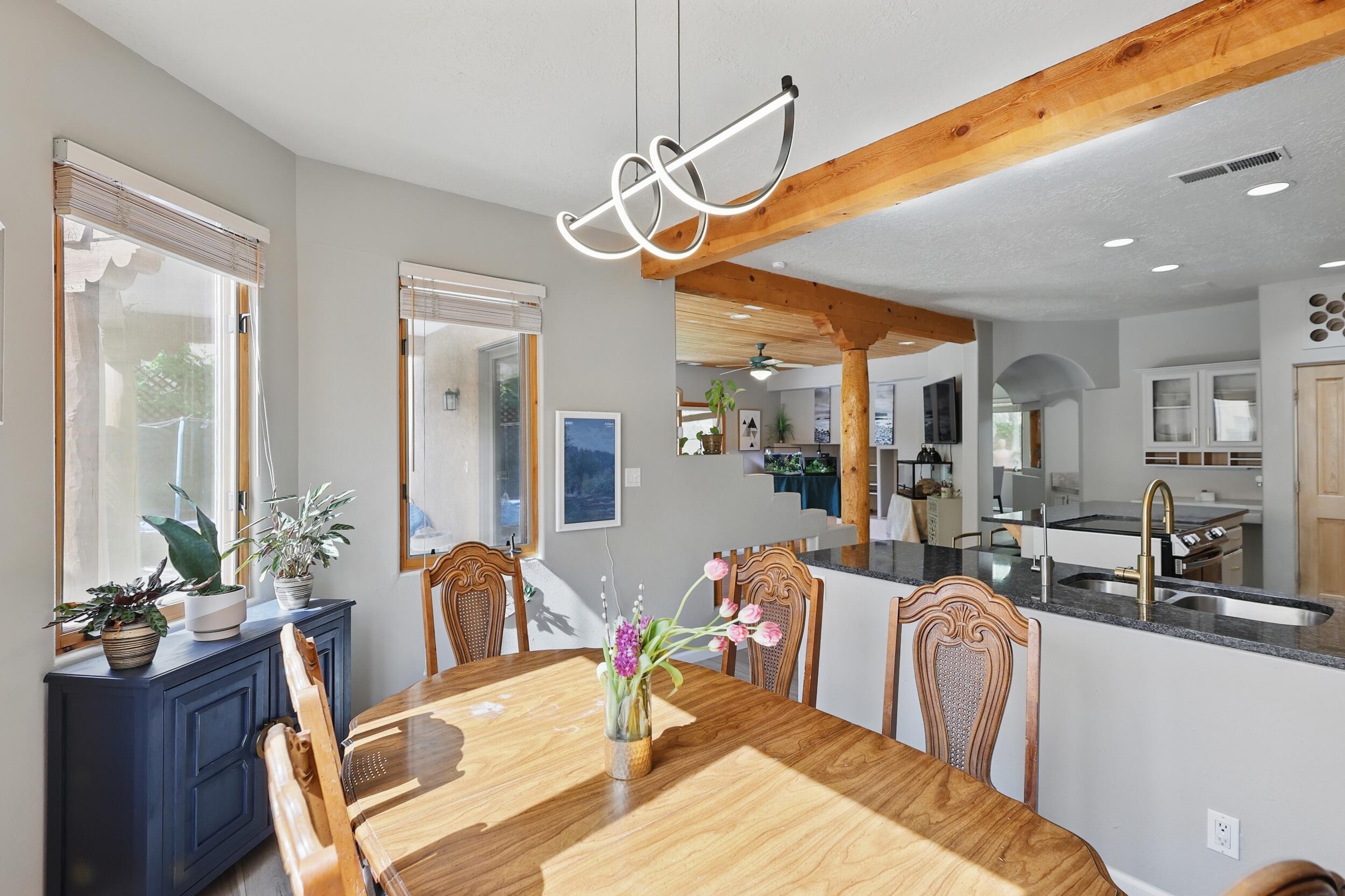 10021 WELLINGTON Drive NE