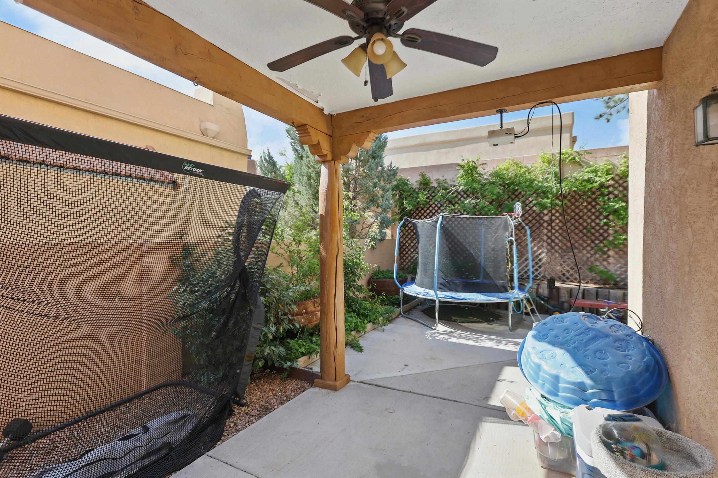 10021 WELLINGTON Drive NE