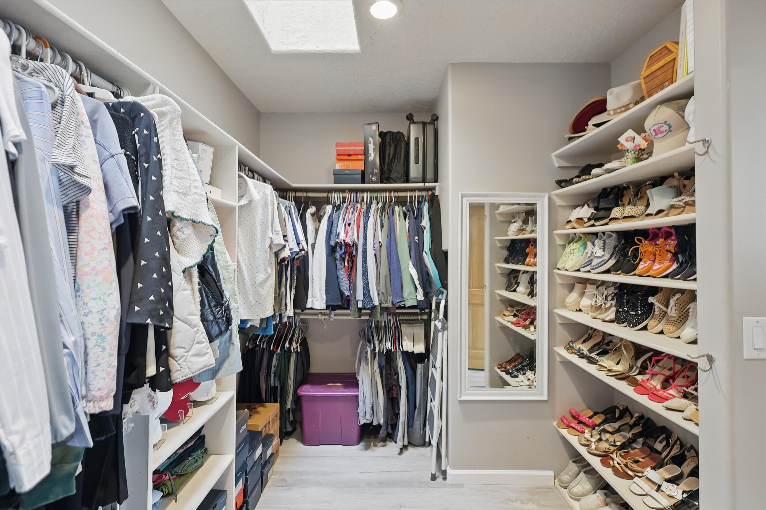 10021 WELLINGTON Drive NE