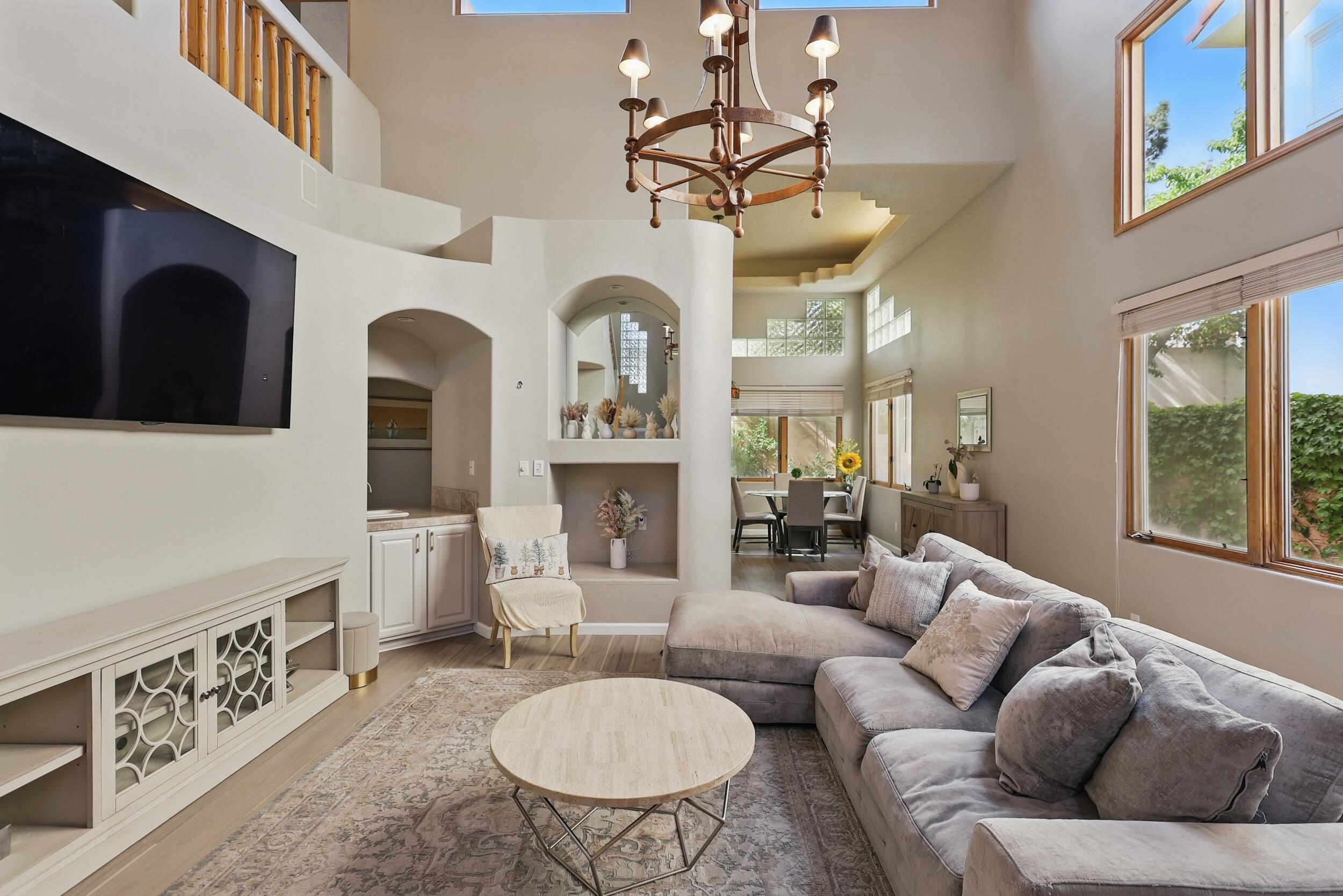 10021 WELLINGTON Drive NE