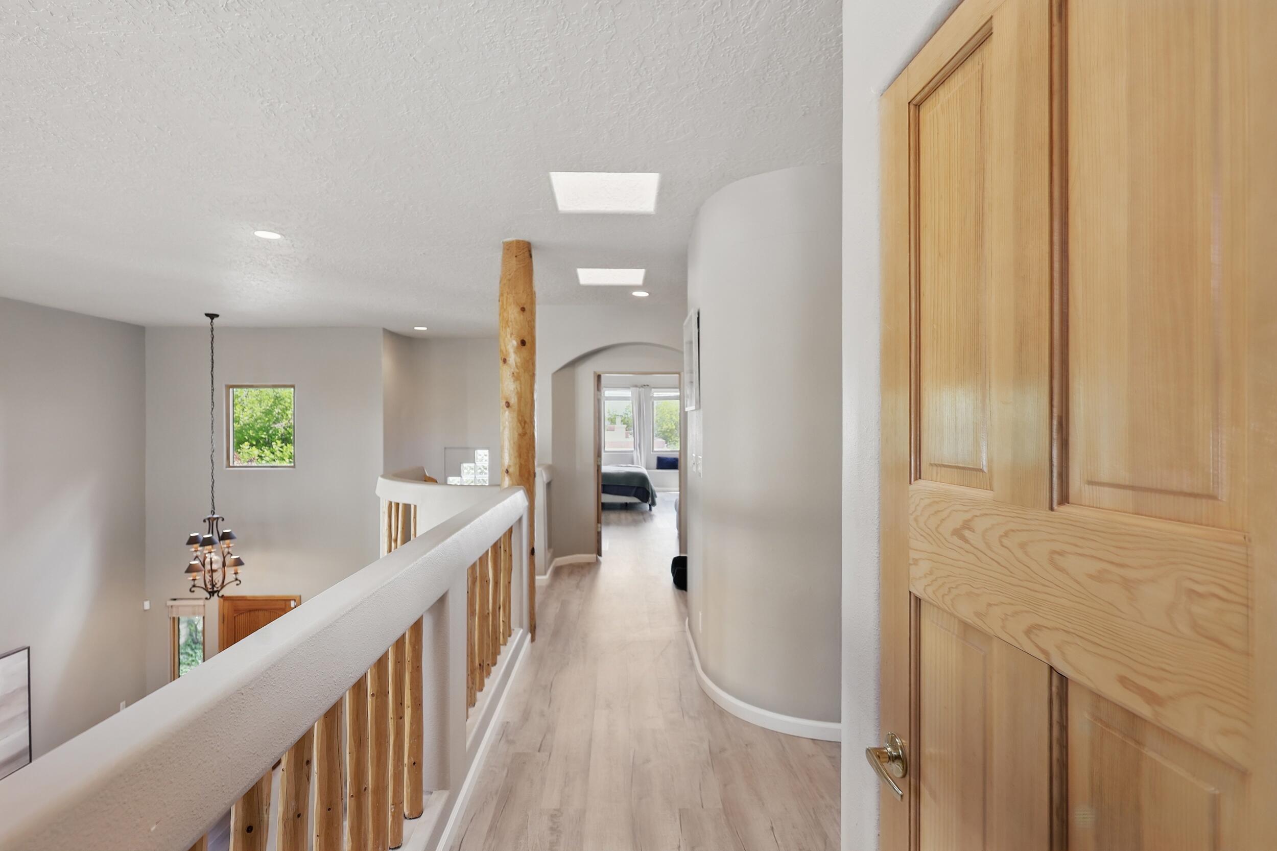 10021 WELLINGTON Drive NE