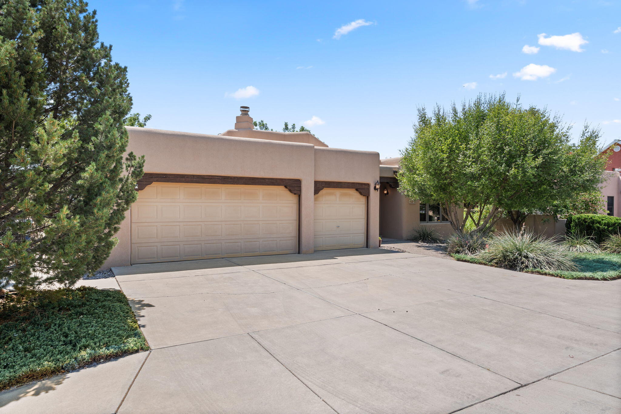 2212 VIA CADIZ Court NW